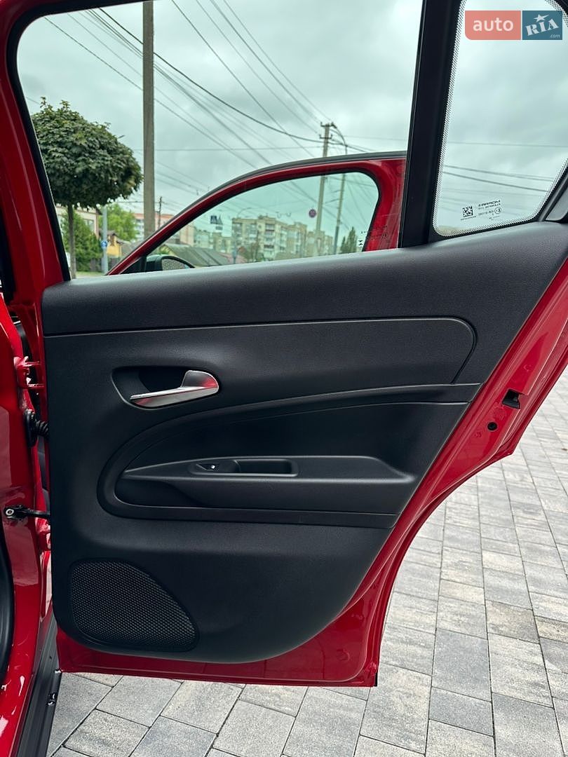 Fiat 600e 2023 VIN ZFANFBA50PJ000666 фото оголошення 20 з 28