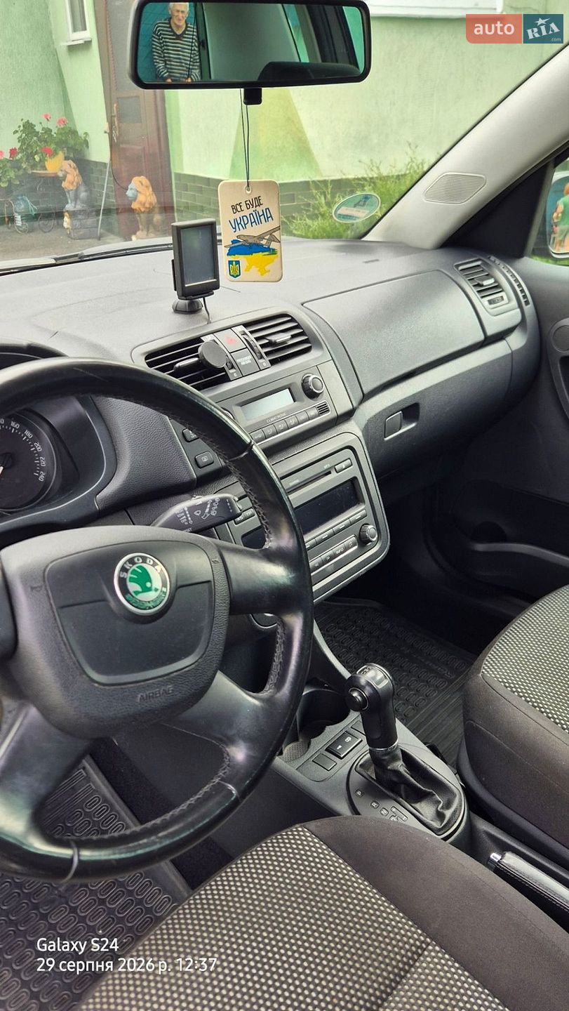 Skoda Roomster 2011 VIN TMBNN65J4C7011882 фото оголошення 3 з 19
