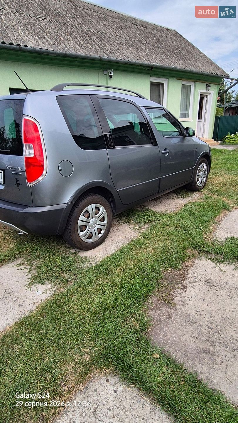 Skoda Roomster 2011 VIN TMBNN65J4C7011882 фото оголошення 8 з 19