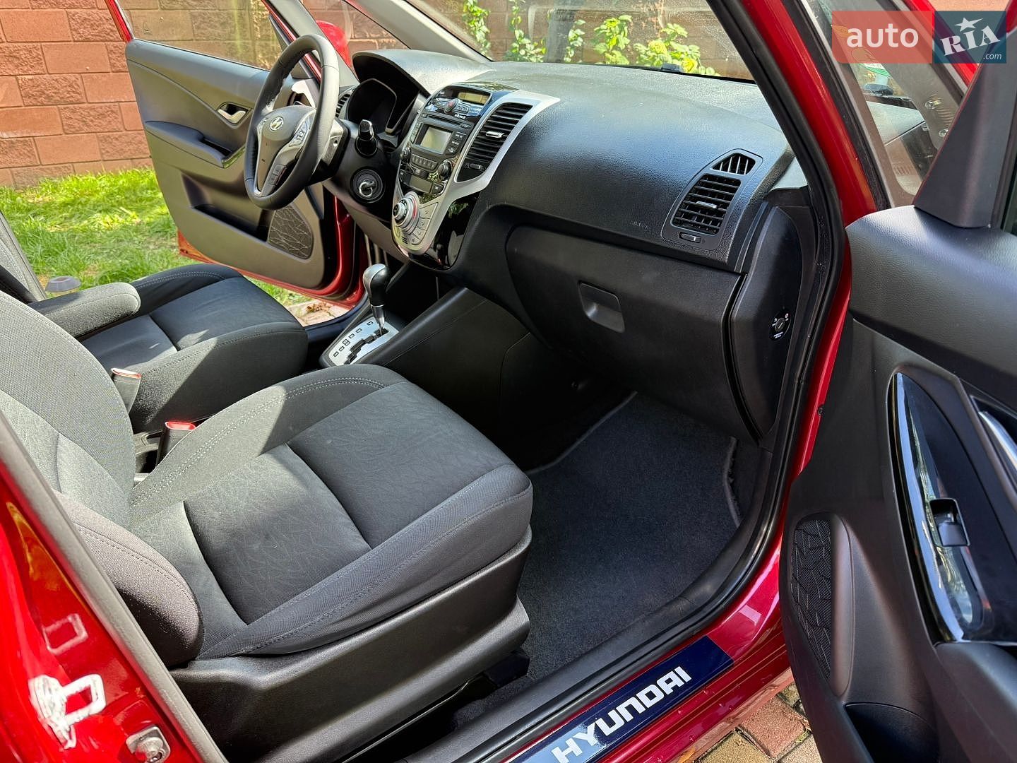 Hyundai ix20 2011 VIN TMAPU81DBBJ046316 фото оголошення 15 з 21