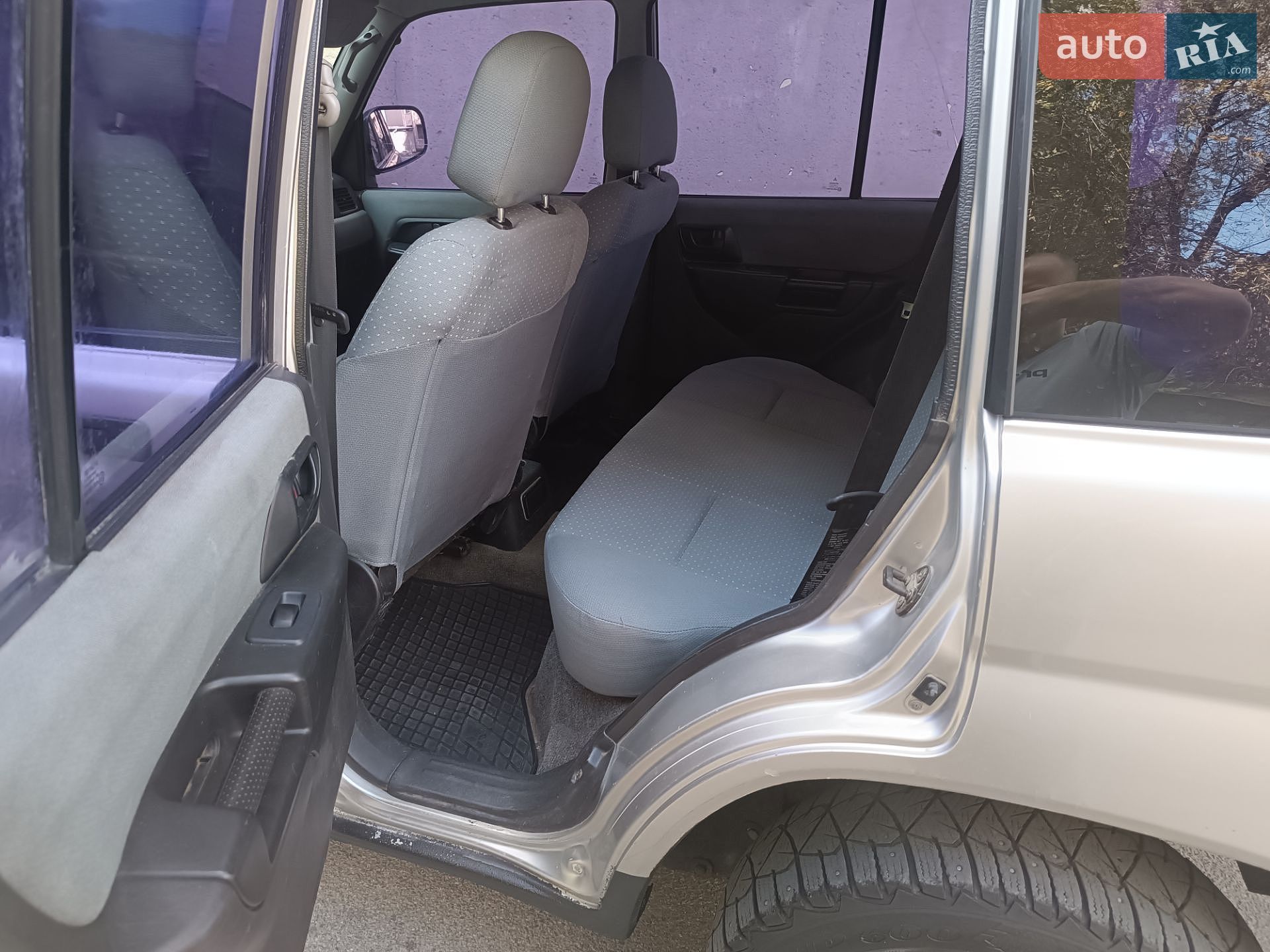 Mitsubishi Pajero 2002 VIN JMP0RH76W2X004317 фото оголошення 10 з 21