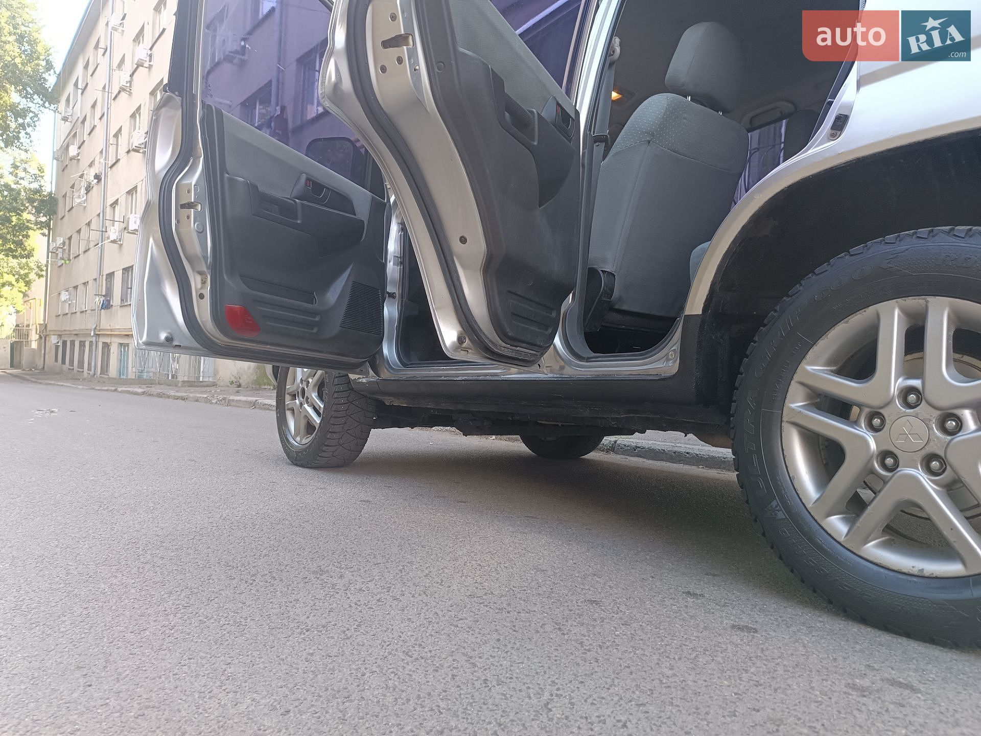 Mitsubishi Pajero 2002 VIN JMP0RH76W2X004317 фото оголошення 12 з 21