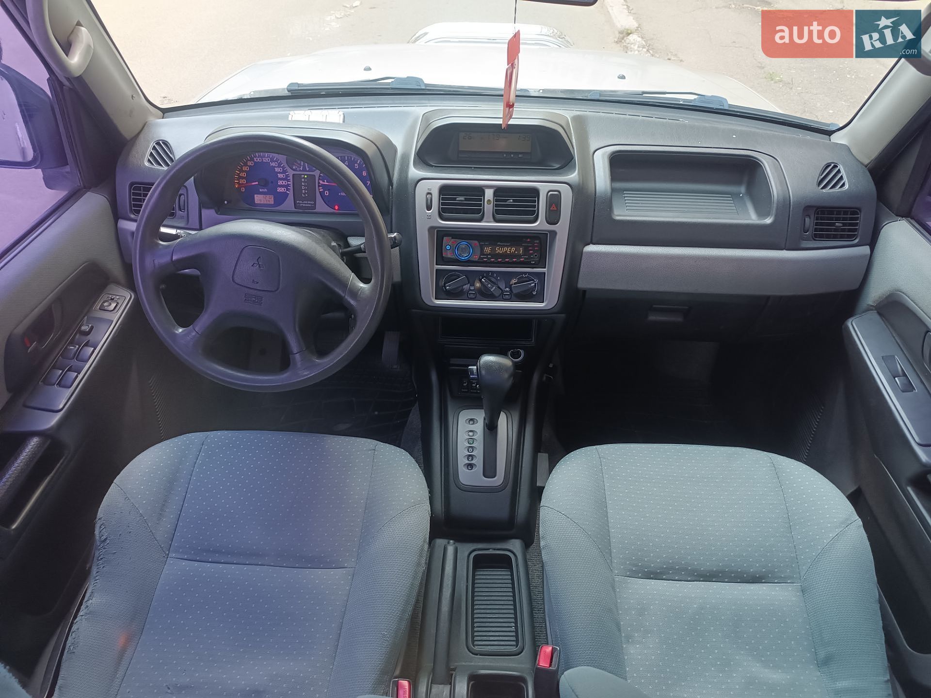 Mitsubishi Pajero 2002 VIN JMP0RH76W2X004317 фото оголошення 14 з 21