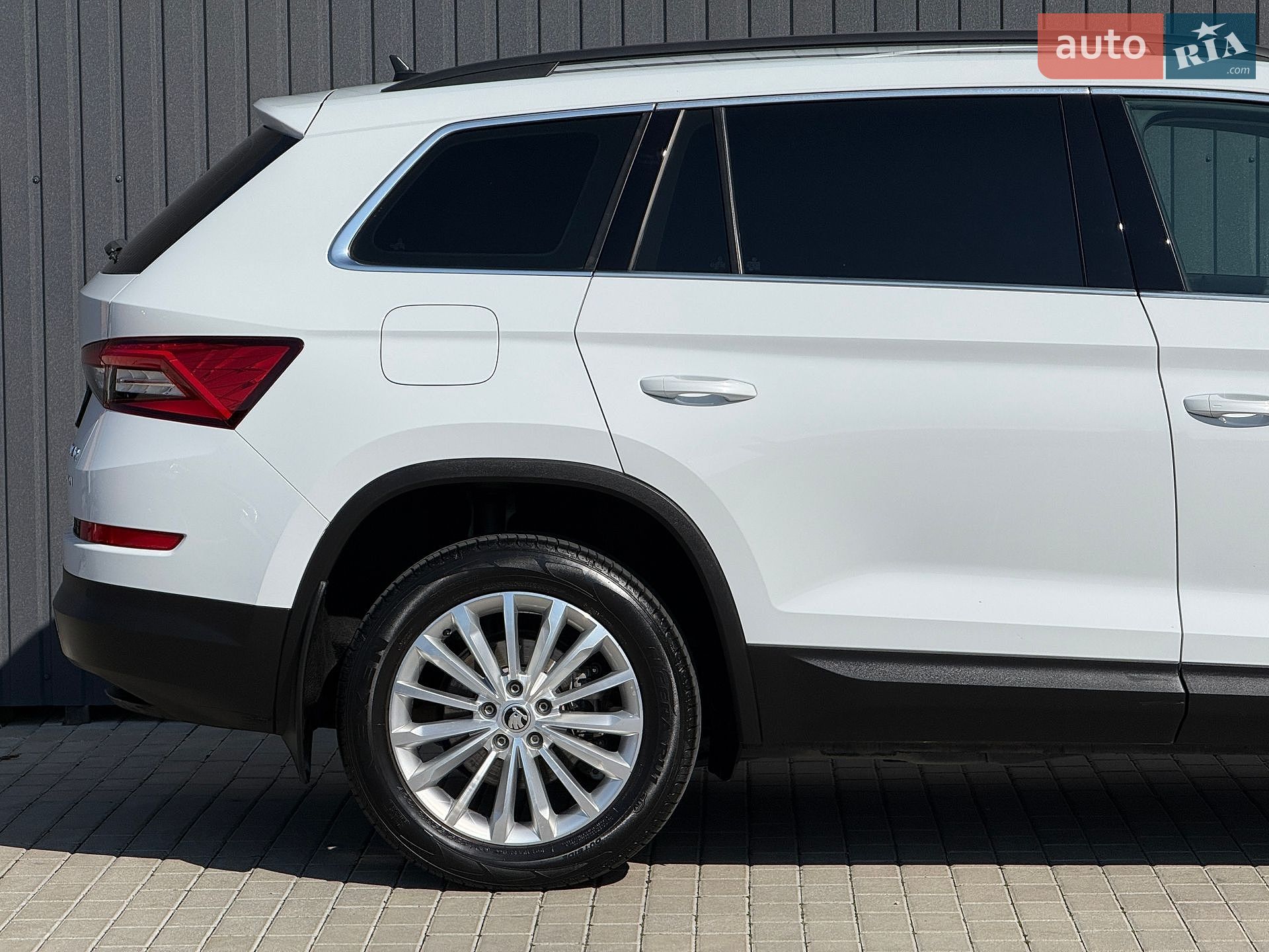 Skoda Kodiaq 2019 VIN TMBLJ6NS0KB401059 фото оголошення 11 з 64