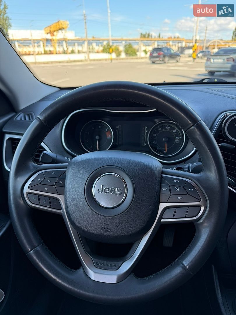 Jeep Cherokee 2020 VIN 1C4PJMLB7LD650506 фото оголошення 14 з 24