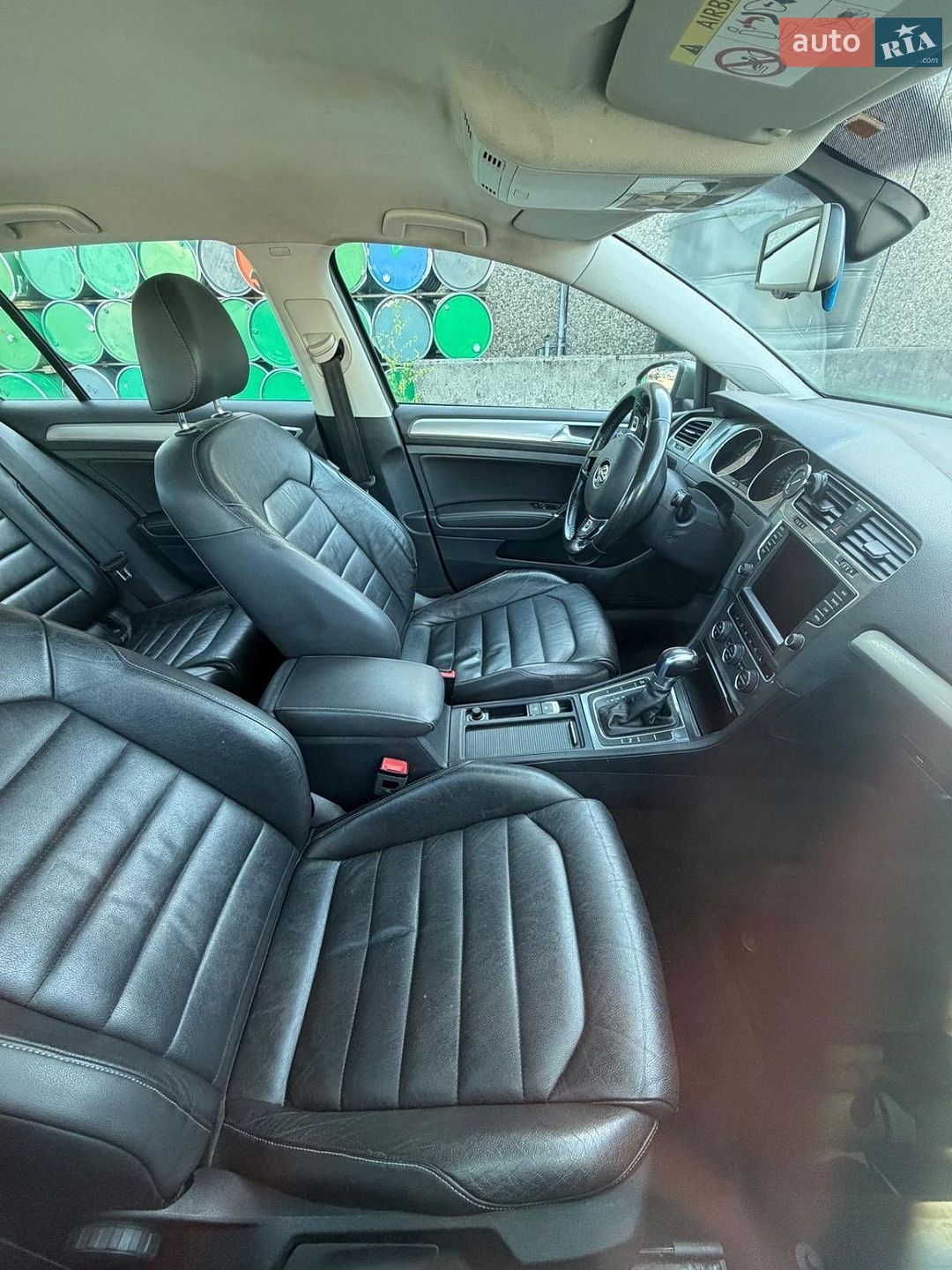 Volkswagen e-Golf 2015 VIN WVWZZZAUZFW904898 фото оголошення 7 з 40