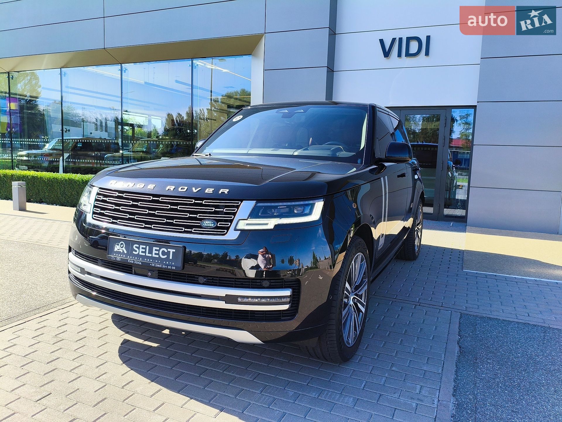 Land Rover Range Rover 2023 VIN SALKA9BW9RA094925 фото оголошення 12 з 81