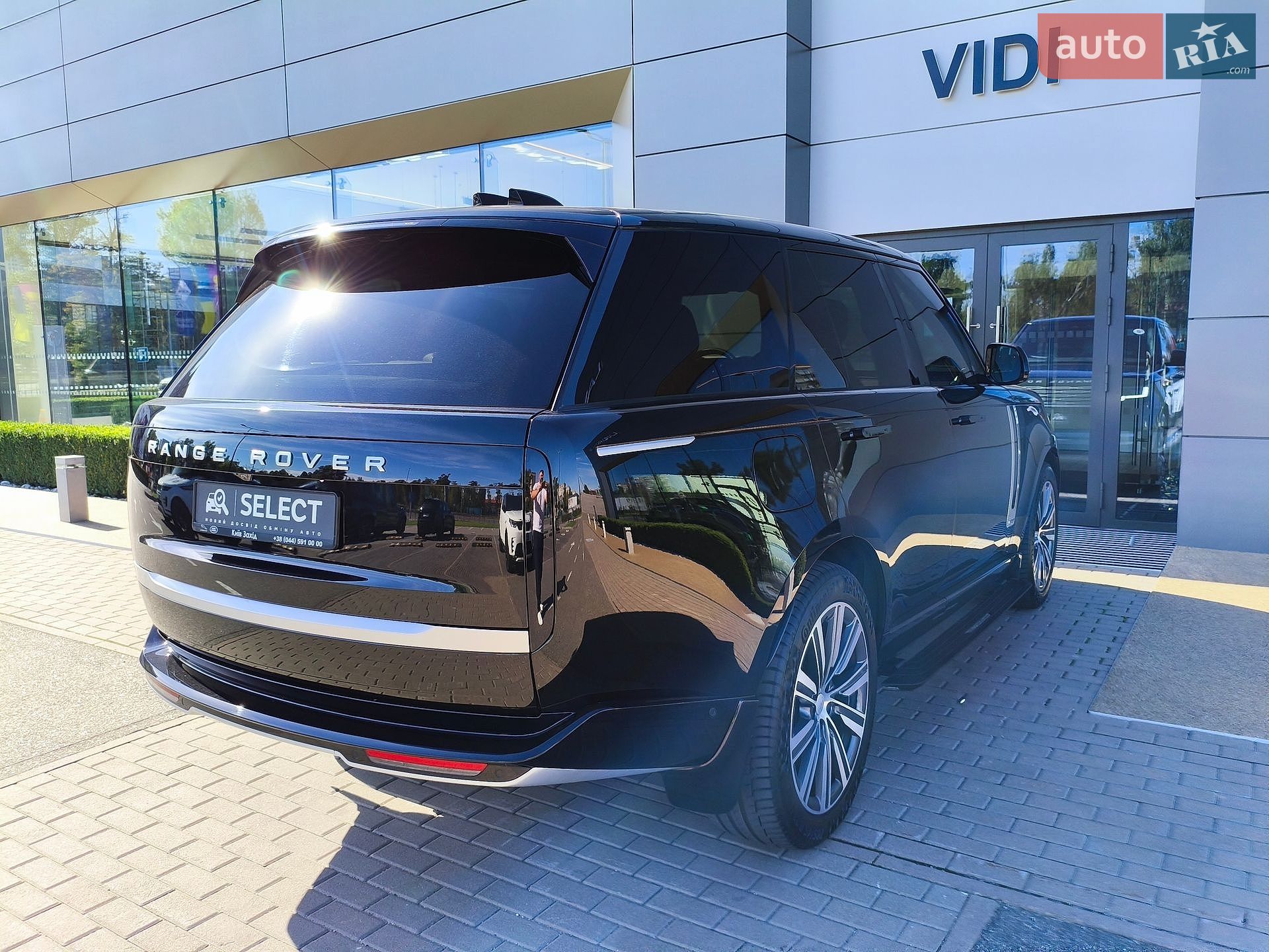 Land Rover Range Rover 2023 VIN SALKA9BW9RA094925 фото оголошення 34 з 81