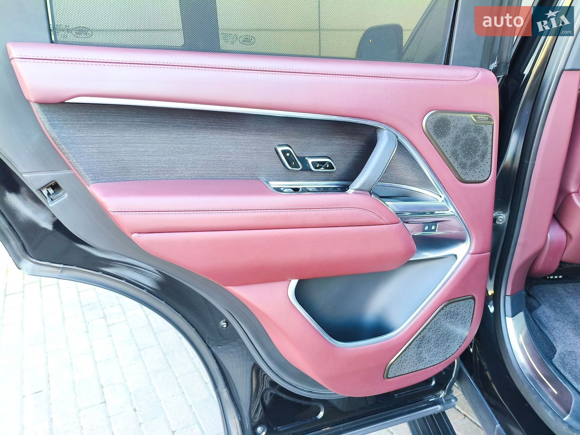 Land Rover Range Rover 2023 VIN SALKA9BW9RA094925 фото оголошення 44 з 81