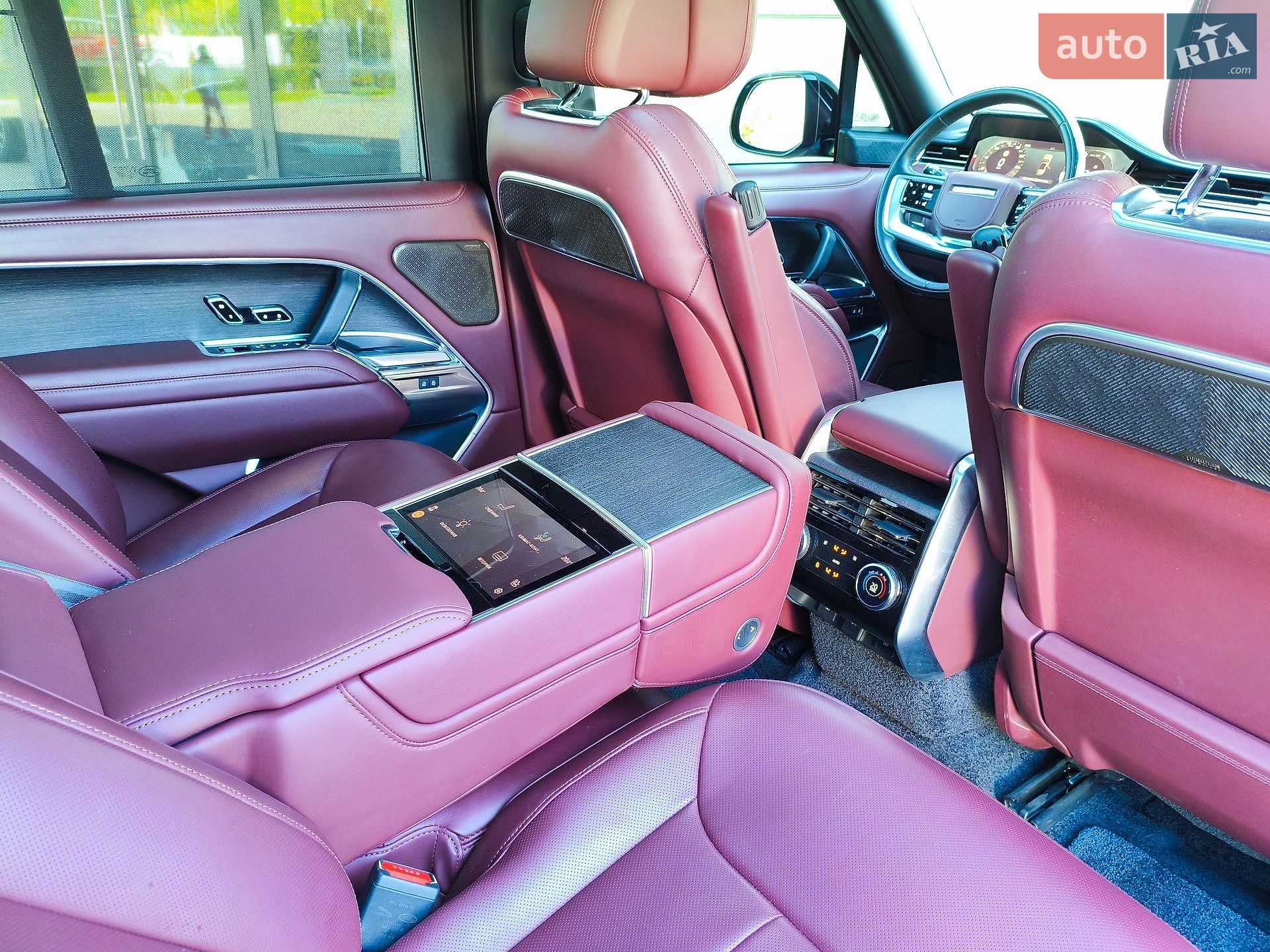 Land Rover Range Rover 2023 VIN SALKA9BW9RA094925 фото оголошення 50 з 81