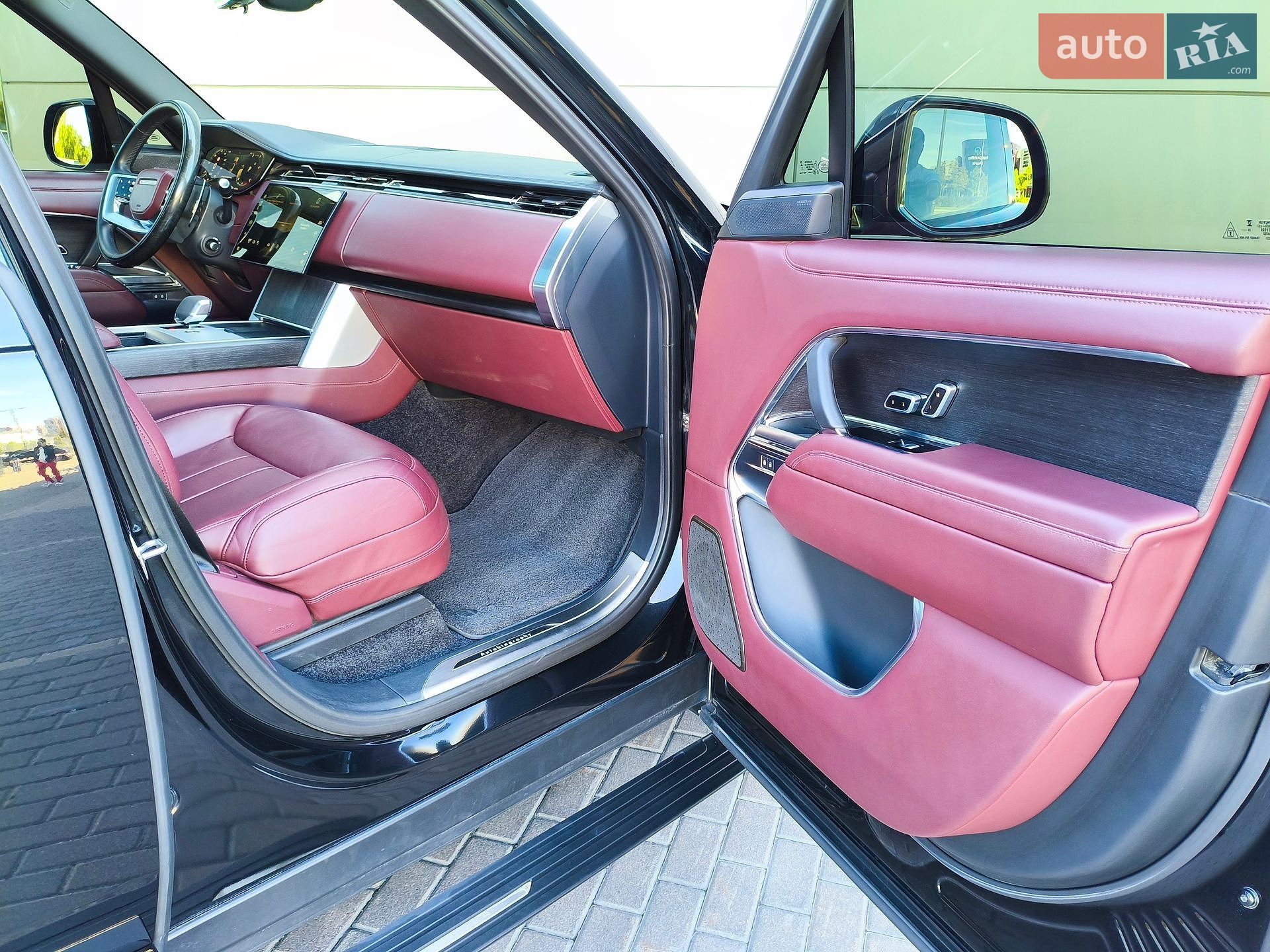 Land Rover Range Rover 2023 VIN SALKA9BW9RA094925 фото оголошення 56 з 81
