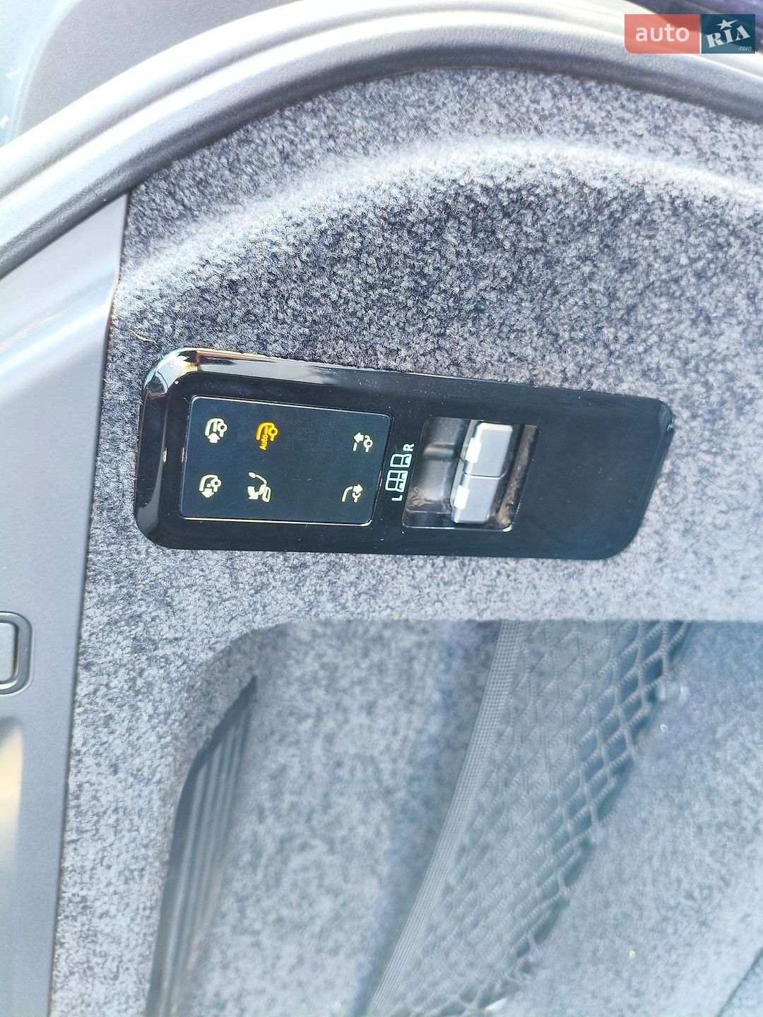 Land Rover Range Rover 2023 VIN SALKA9BW9RA094925 фото оголошення 63 з 81