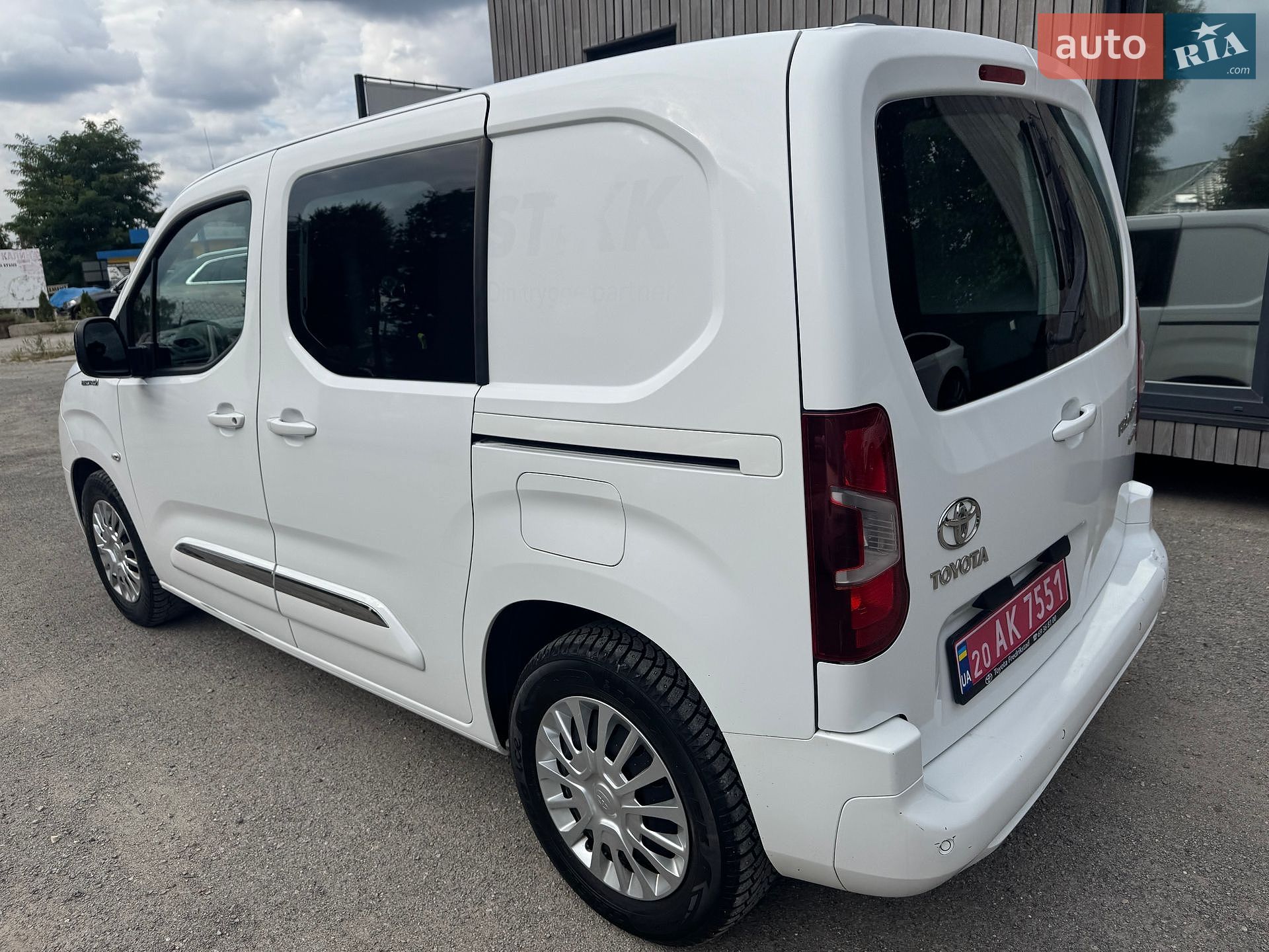 Toyota Proace City 2021 VIN YAREAZKXZGJ973935 фото оголошення 5 з 29