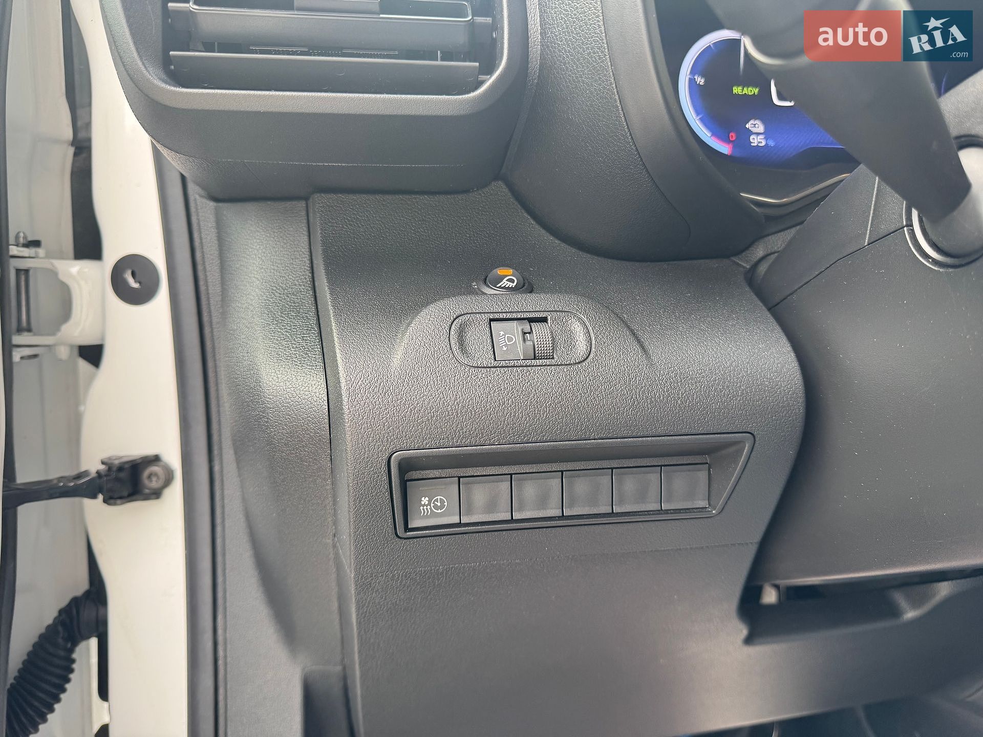 Toyota Proace City 2021 VIN YAREAZKXZGJ973935 фото оголошення 24 з 29