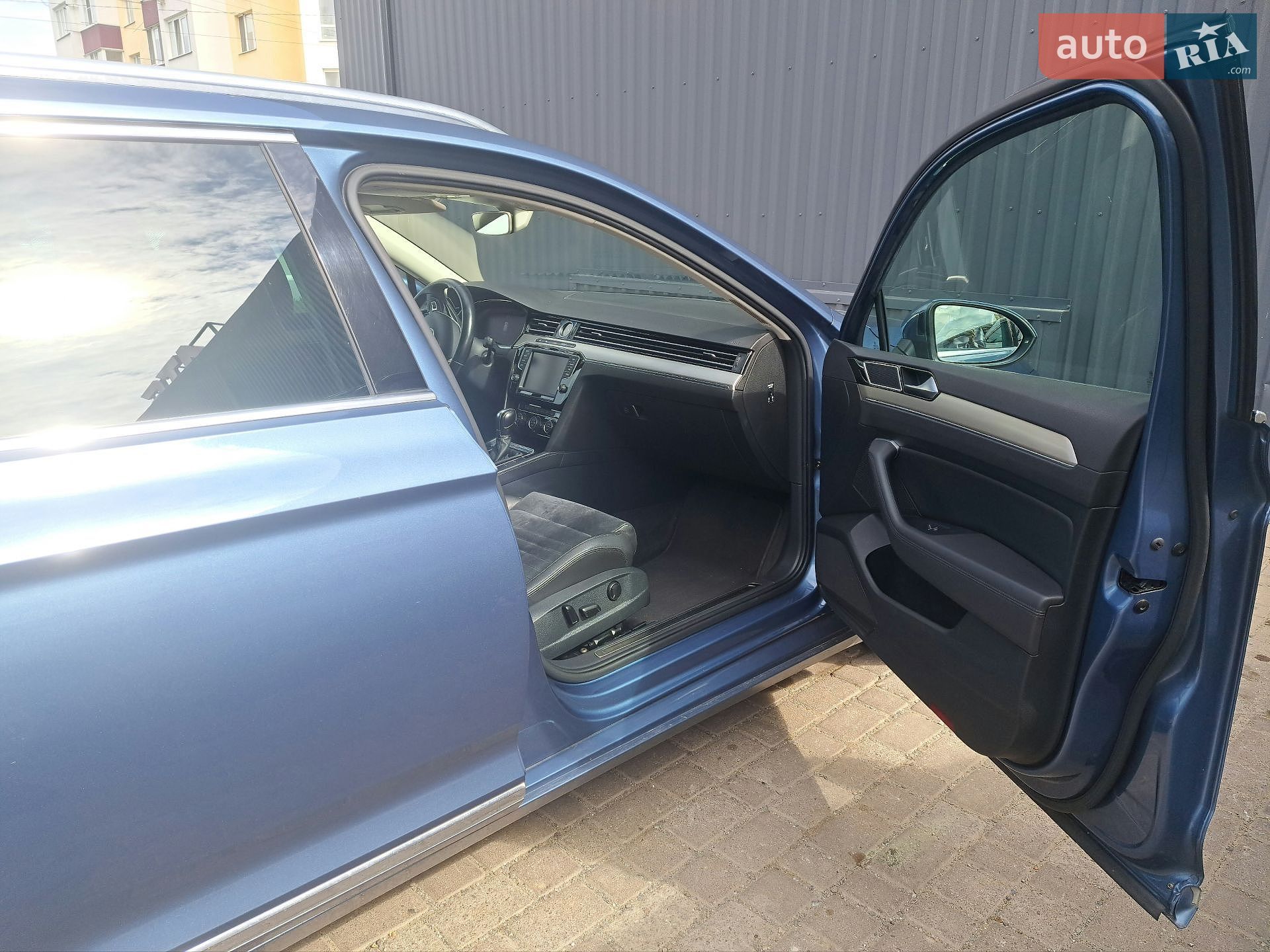 Volkswagen Passat 2015 VIN WVWZZZ3CZFE472305 фото оголошення 8 з 33