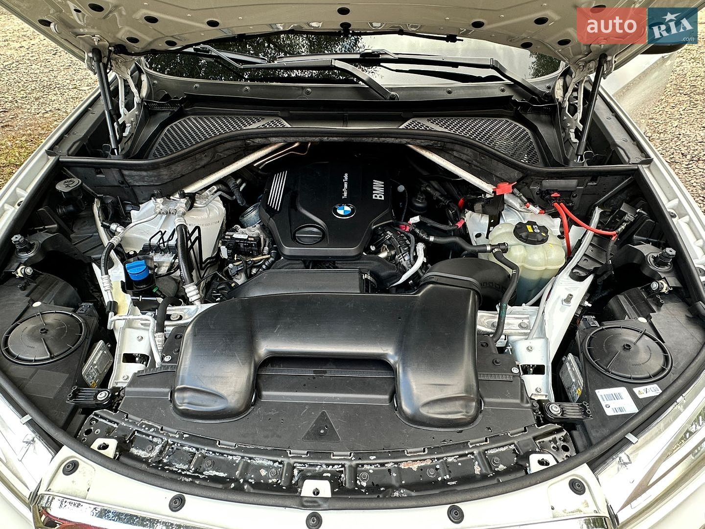 BMW X5 2018 VIN WBALS010100Y31798 фото оголошення 49 з 51