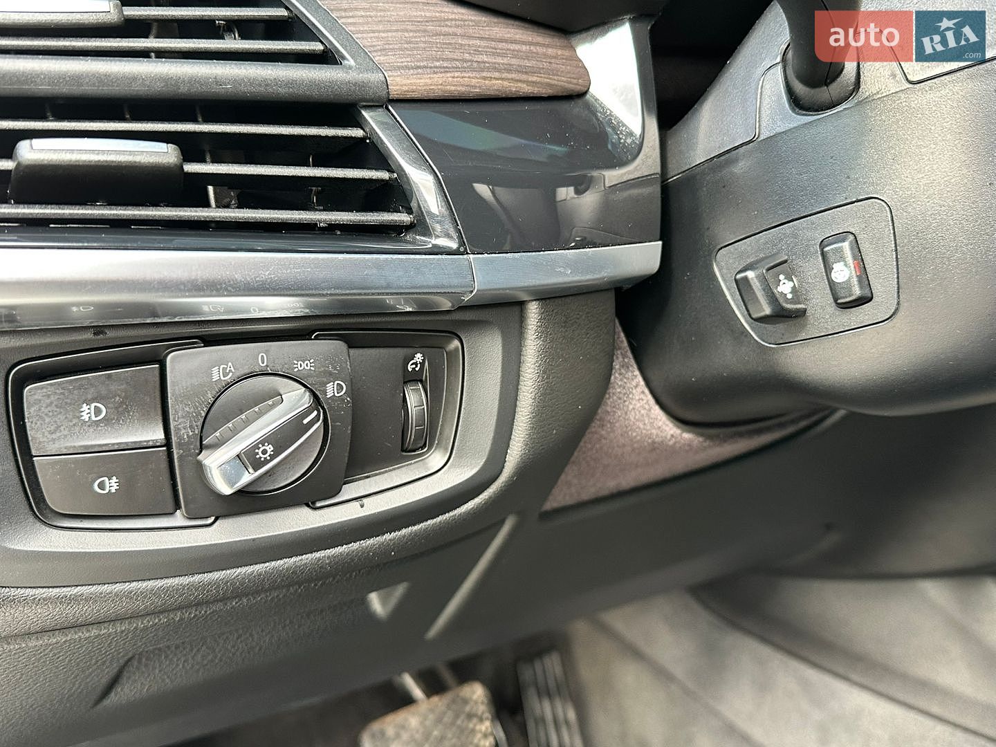 BMW X5 2018 VIN WBALS010100Y31798 фото оголошення 34 з 51