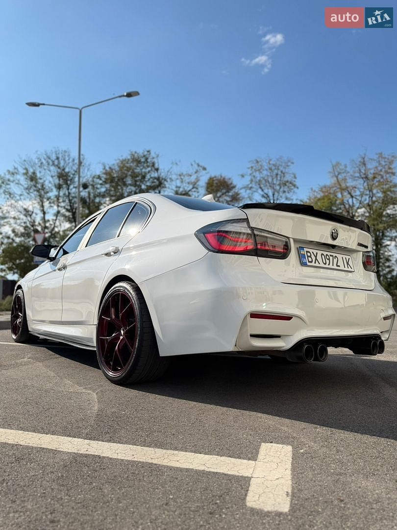 BMW 3 Series 2013 VIN WBA3A5C59DF602300 фото оголошення 13 з 27