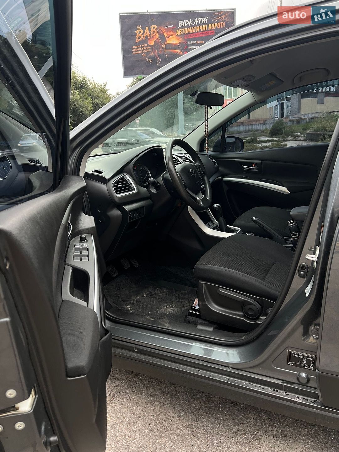 Suzuki SX4 2019 VIN TSMJYB22S00698744 фото оголошення 9 з 20