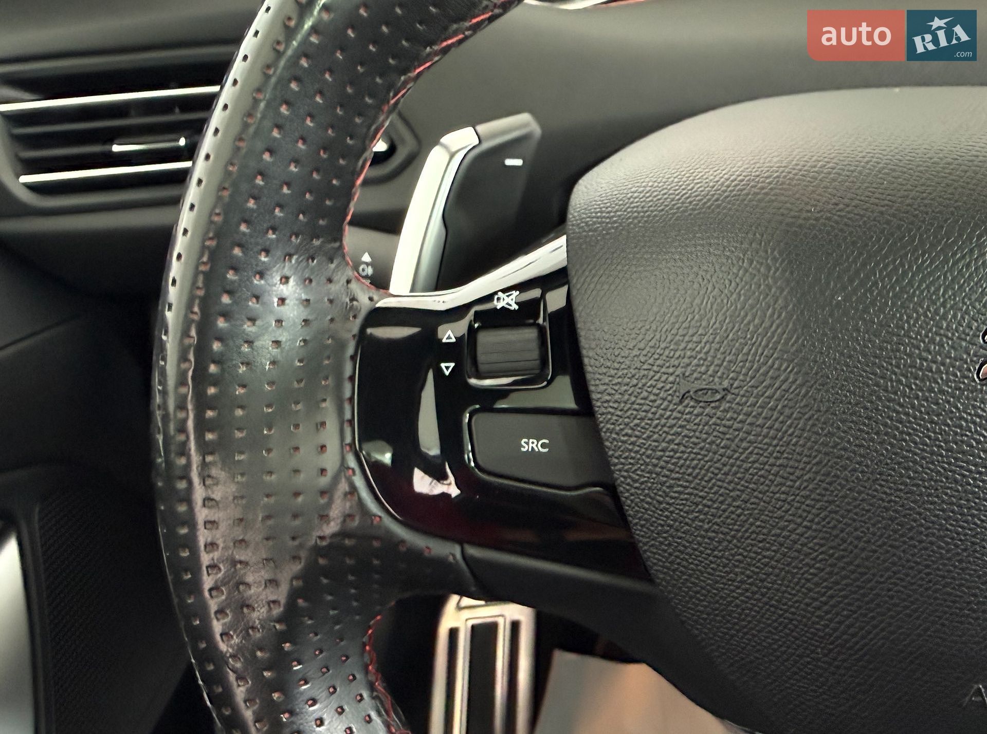 Peugeot 308 2016 VIN VF3LHAHWWGS063668 фото оголошення 15 з 42