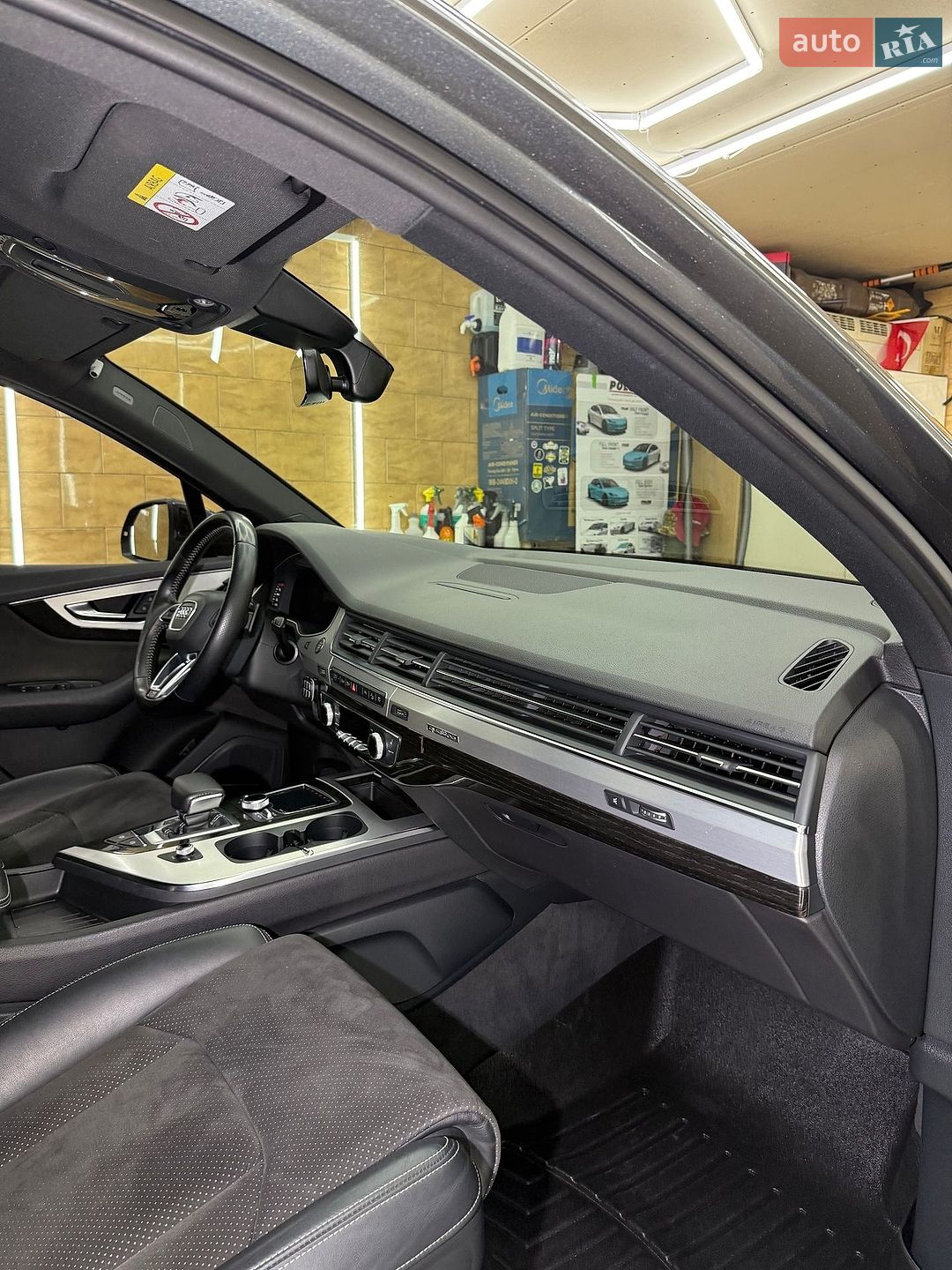 Audi Q7 2018 VIN WAUZZZ4M5JD058272 фото оголошення 10 з 15
