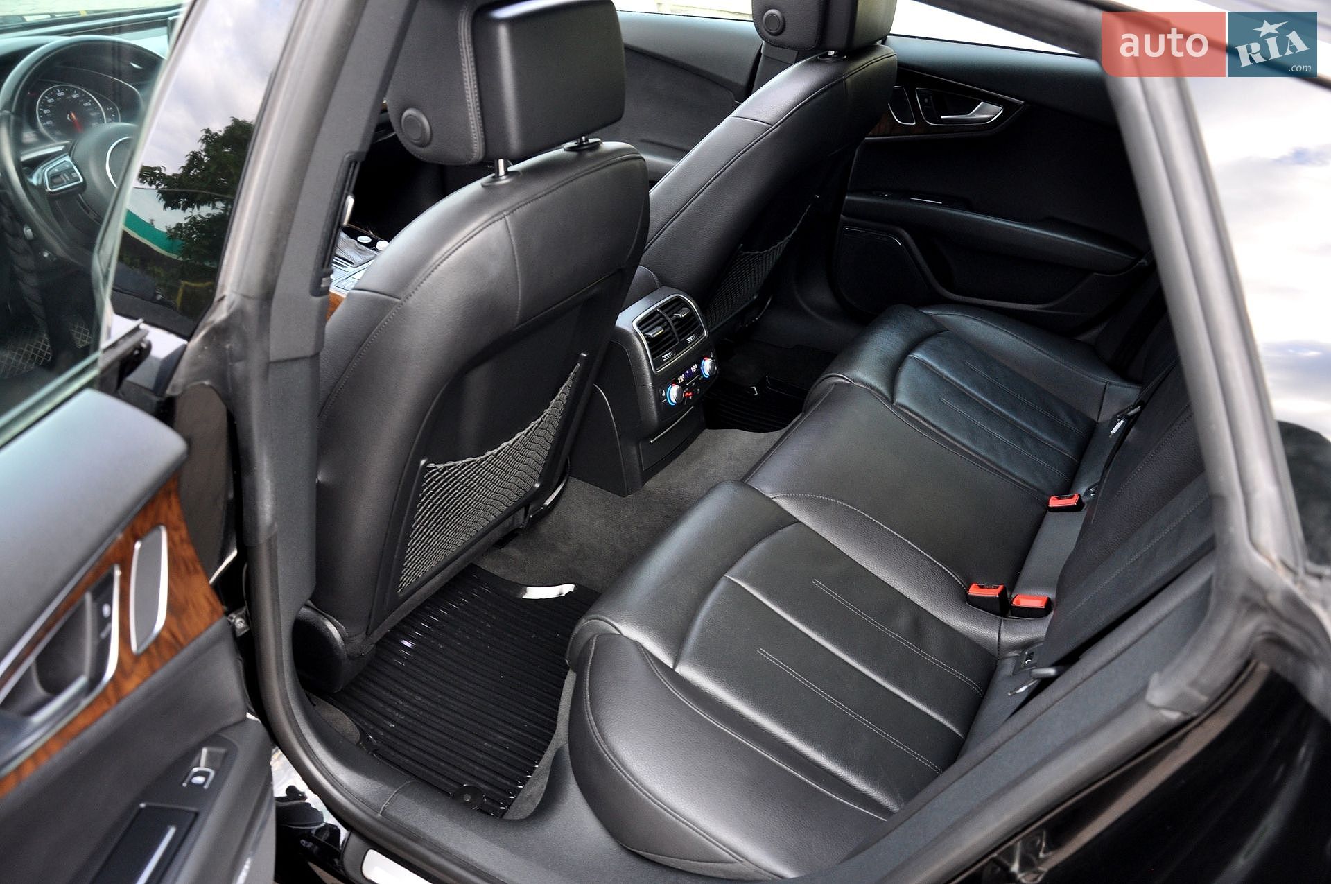 Audi A7 Sportback 2015 VIN WAUWGAFCXGN055496 фото оголошення 21 з 41