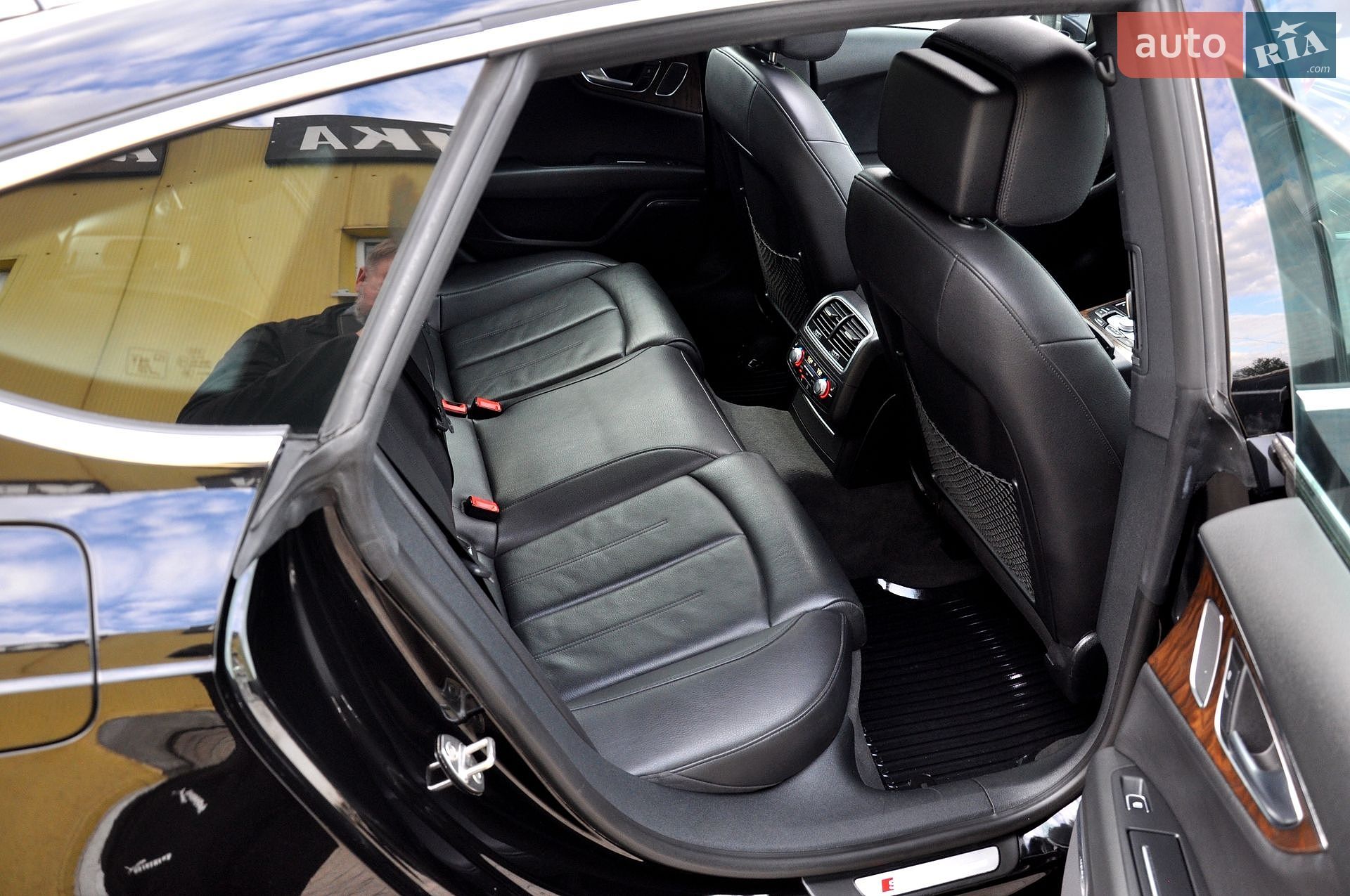 Audi A7 Sportback 2015 VIN WAUWGAFCXGN055496 фото оголошення 29 з 41