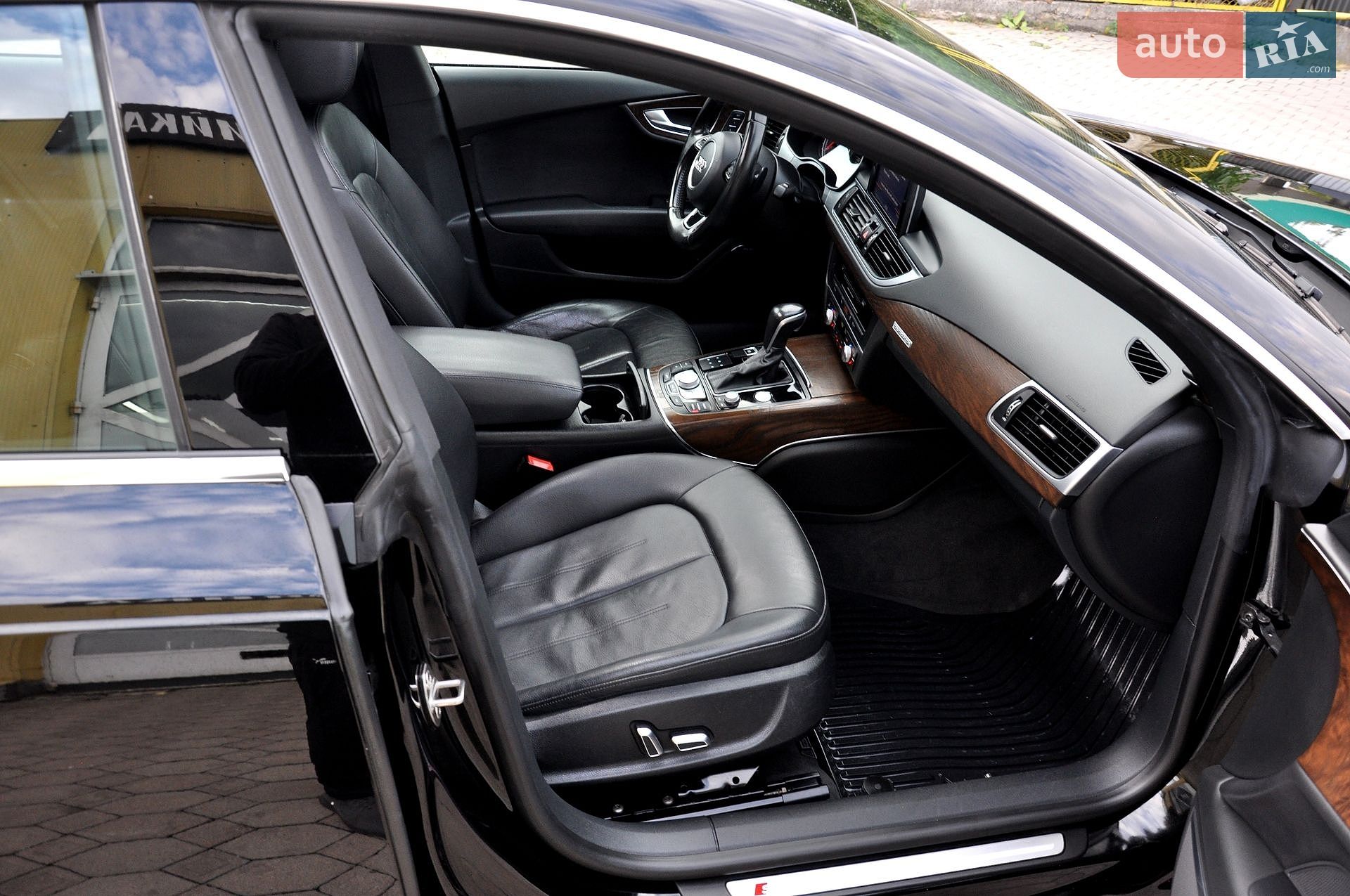 Audi A7 Sportback 2015 VIN WAUWGAFCXGN055496 фото оголошення 31 з 41