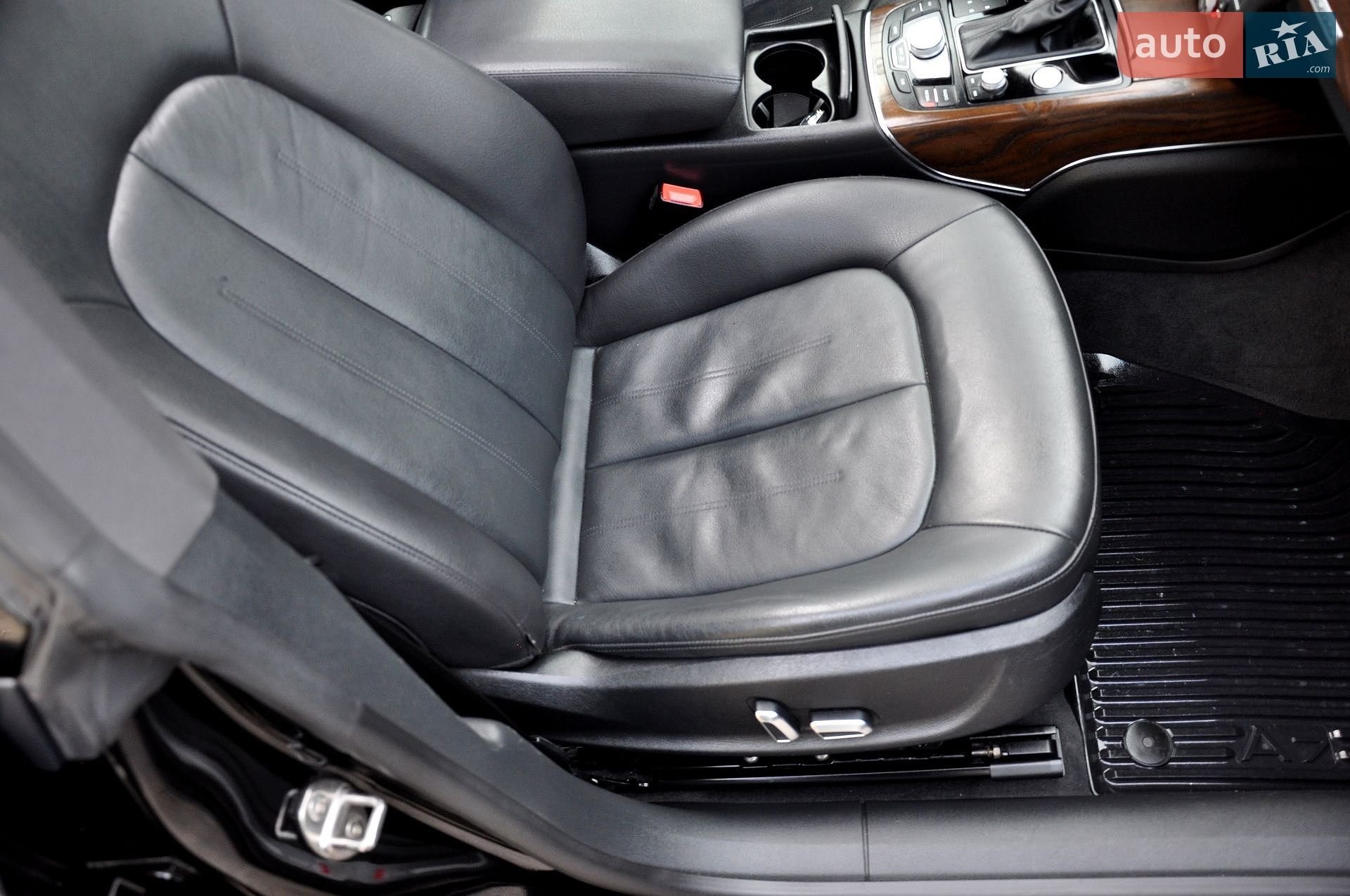 Audi A7 Sportback 2015 VIN WAUWGAFCXGN055496 фото оголошення 33 з 41