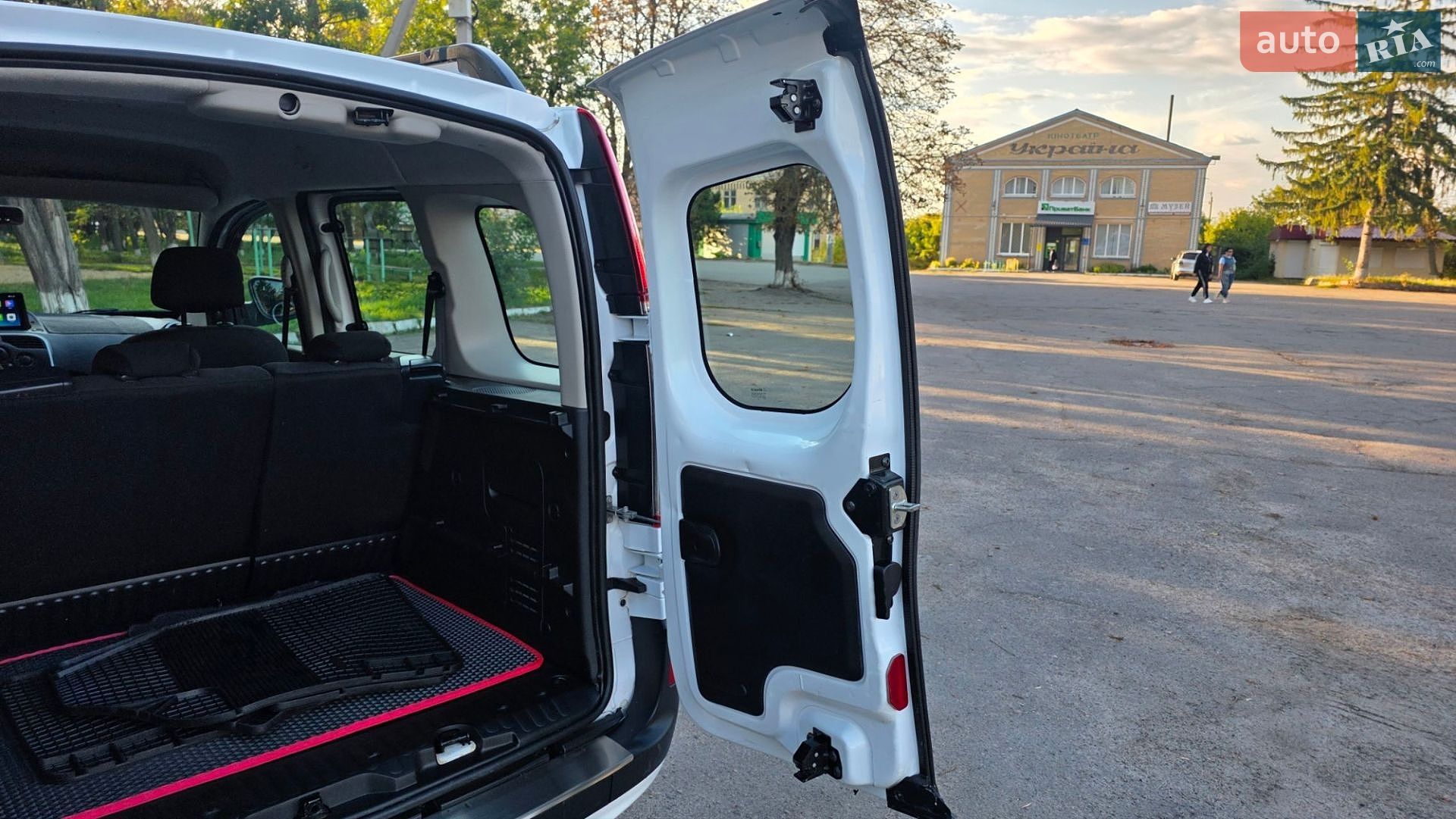 Renault Kangoo 2015 VIN VF1KWX7B553241959 фото оголошення 18 з 20