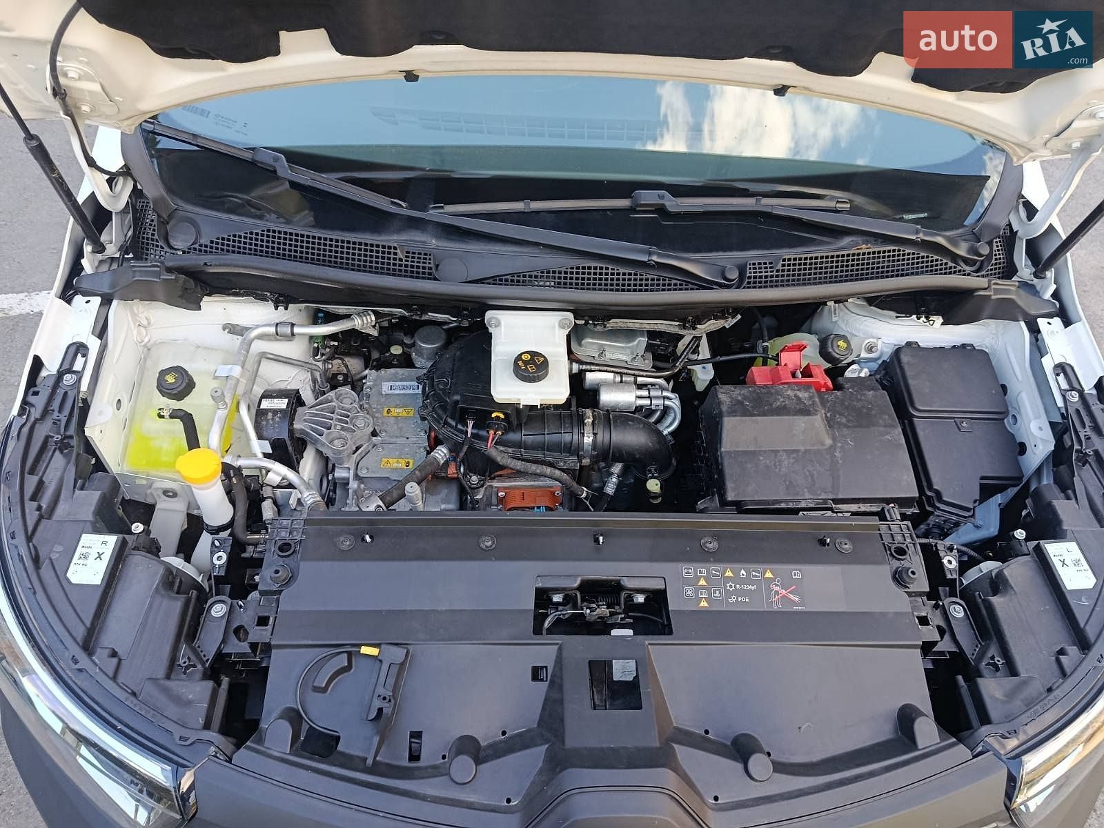 Renault Kangoo 2022 VIN VF1RFK00470150087 фото оголошення 33 з 39