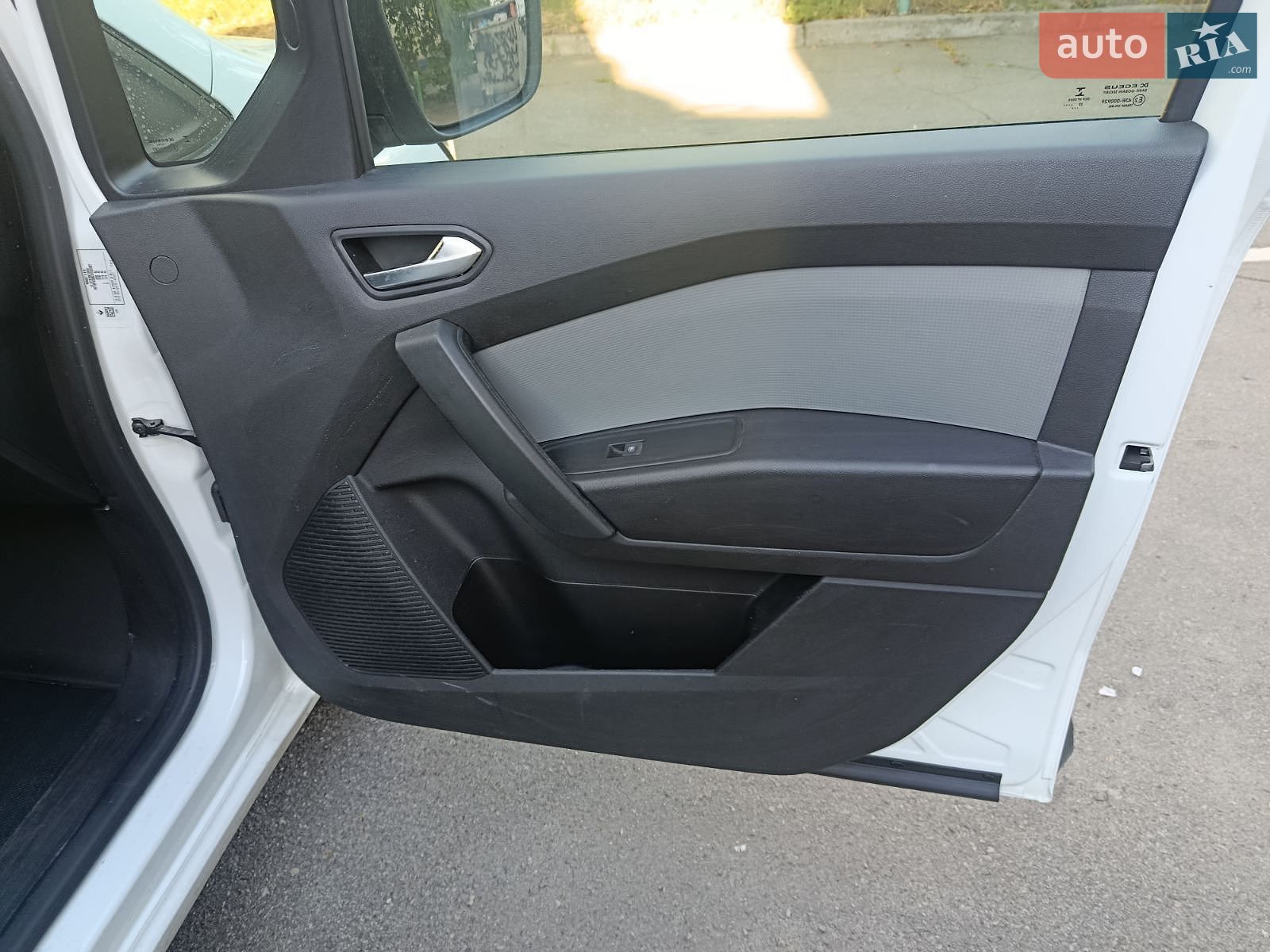 Renault Kangoo 2022 VIN VF1RFK00470150087 фото оголошення 25 з 39