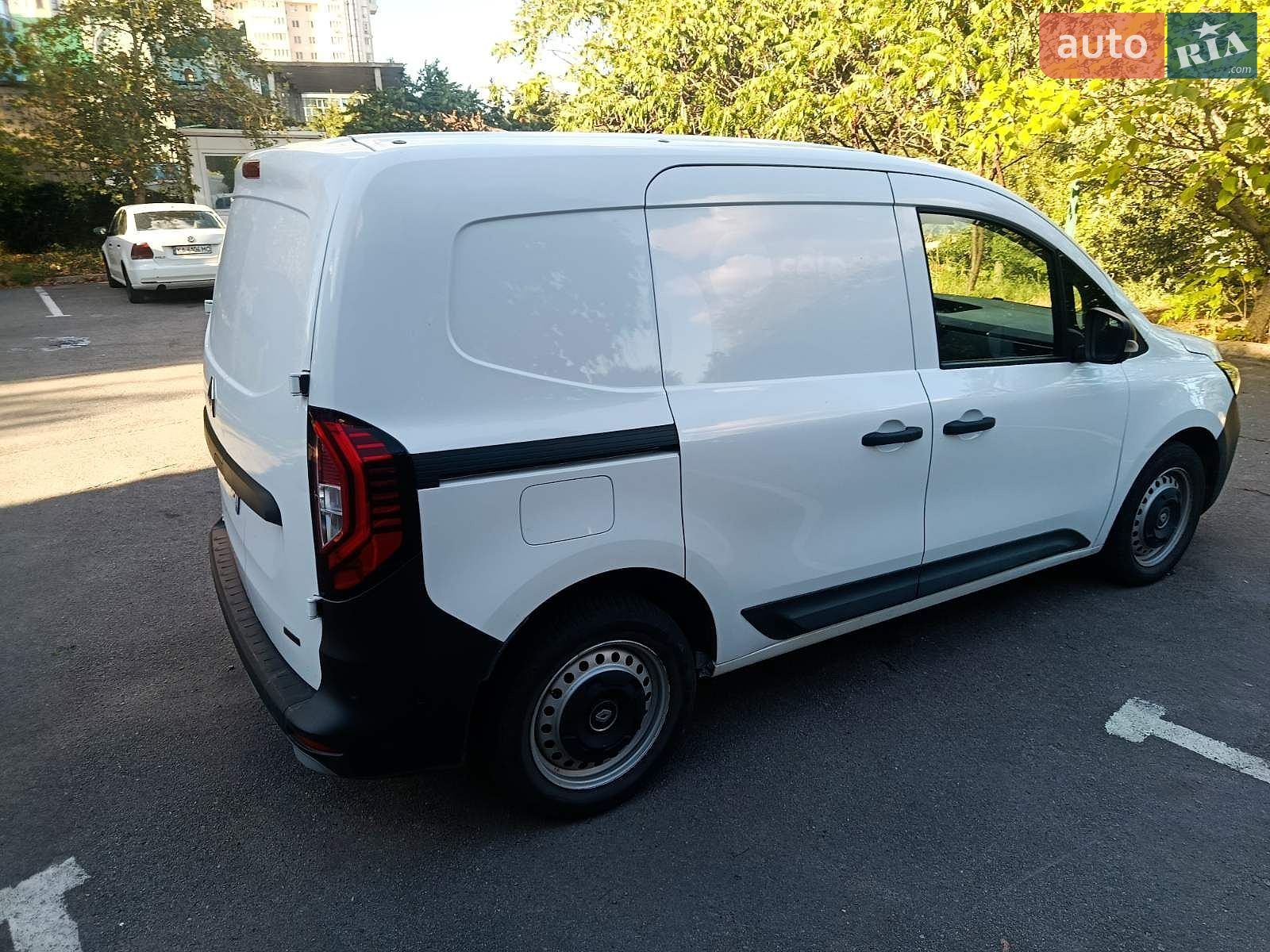 Renault Kangoo 2022 VIN VF1RFK00470150087 фото оголошення 8 з 39