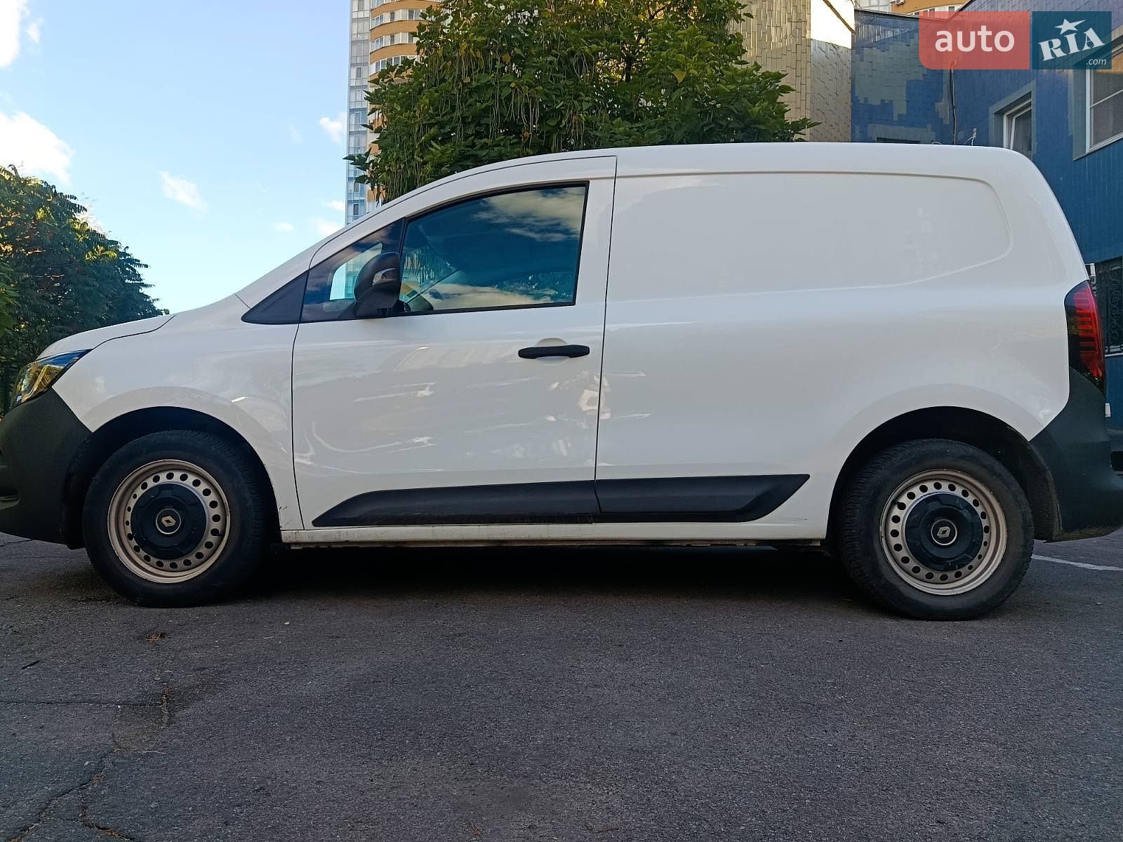 Renault Kangoo 2022 VIN VF1RFK00470150087 фото оголошення 19 з 39