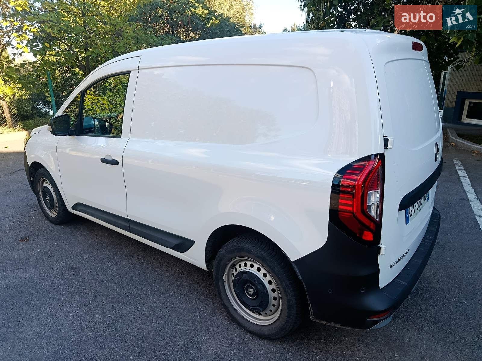 Renault Kangoo 2022 VIN VF1RFK00470150087 фото оголошення 23 з 39