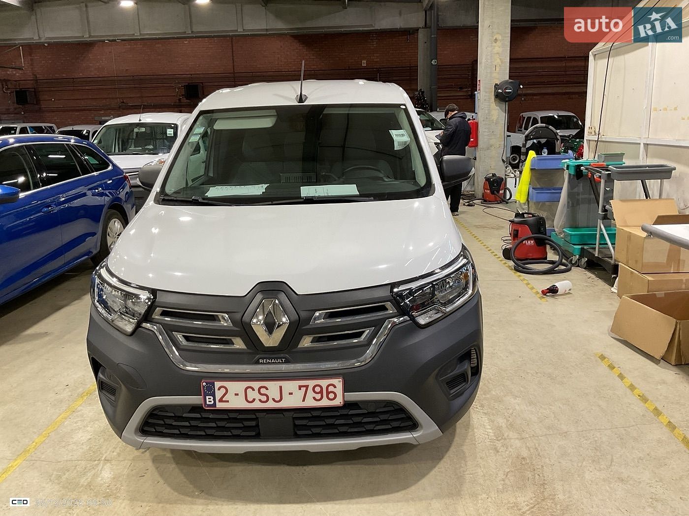 Renault Kangoo 2022 VIN VF1RFK00470150087 фото оголошення 4 з 39