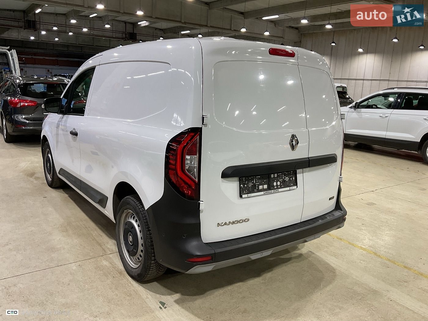 Renault Kangoo 2022 VIN VF1RFK00470150087 фото оголошення 3 з 39