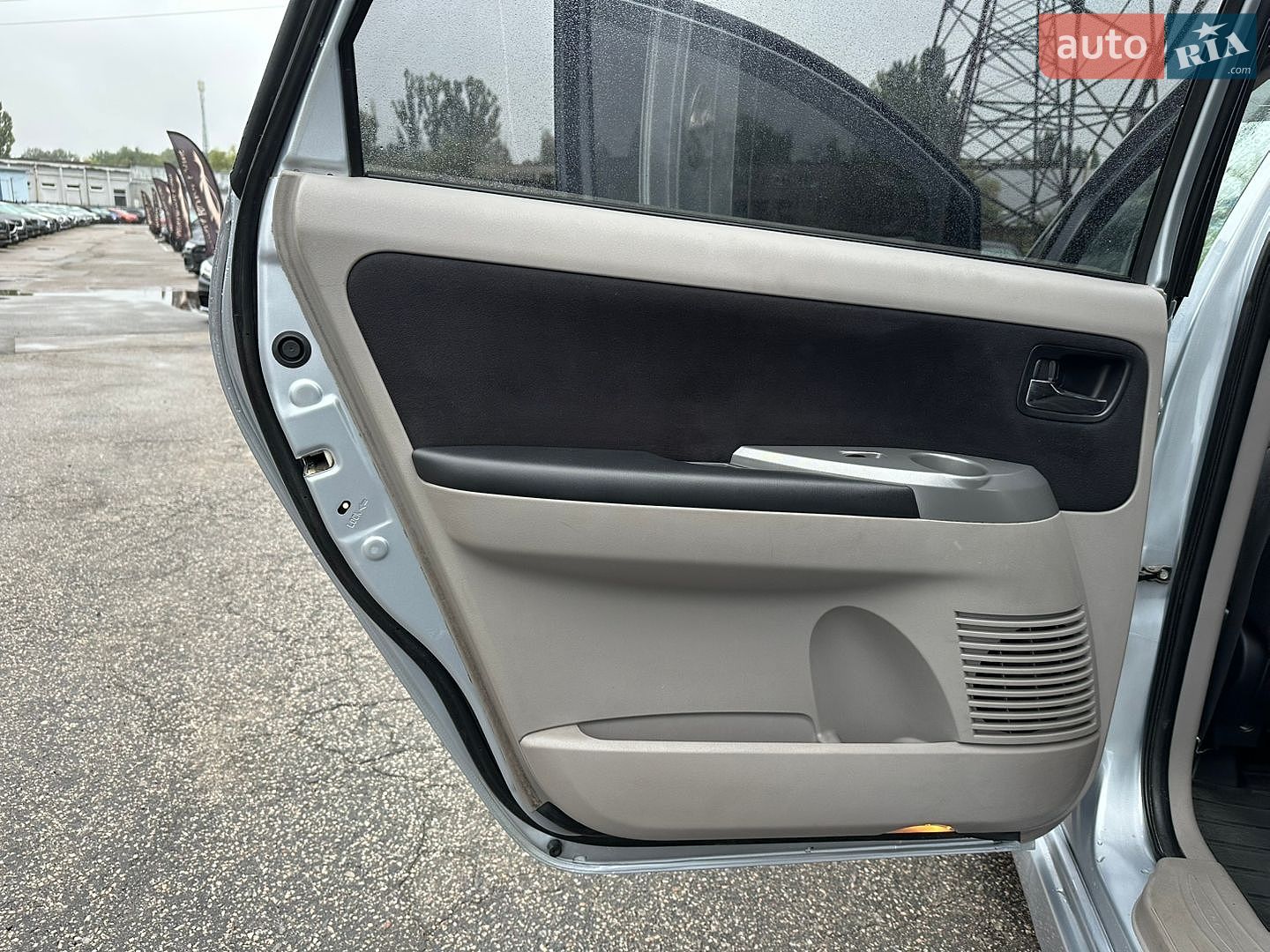 Mitsubishi Grandis 2008 VIN JMBLRNA4W8Z002743 фото оголошення 17 з 31