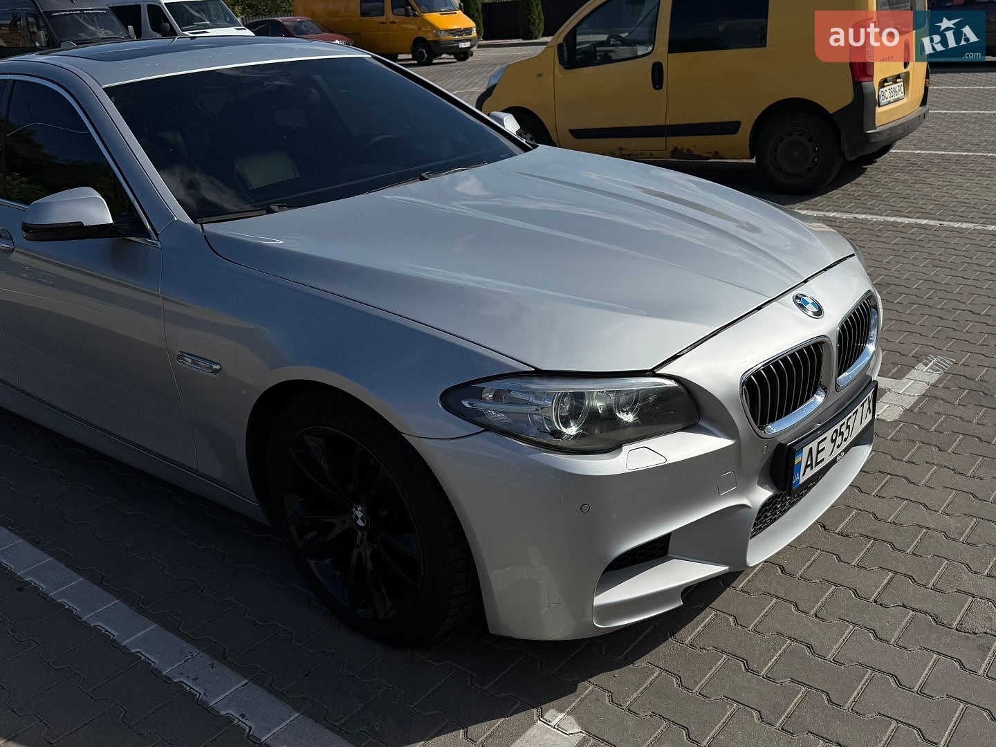 BMW 5 Series 2015 VIN WBA5B3C54GG254432 фото оголошення 4 з 18