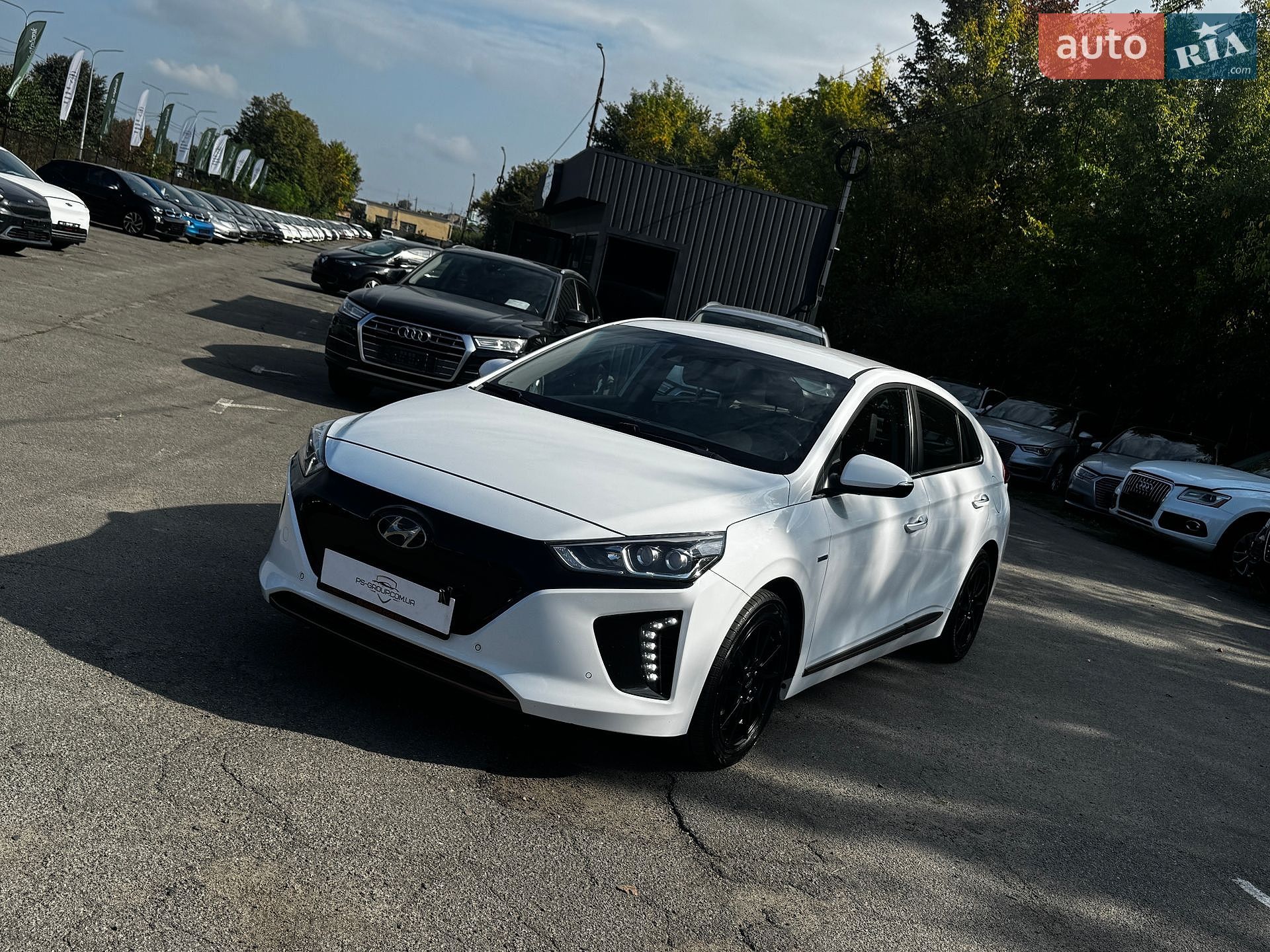 Hyundai Ioniq 2019 VIN KMHC851HFKU039063 фото оголошення 2 з 53
