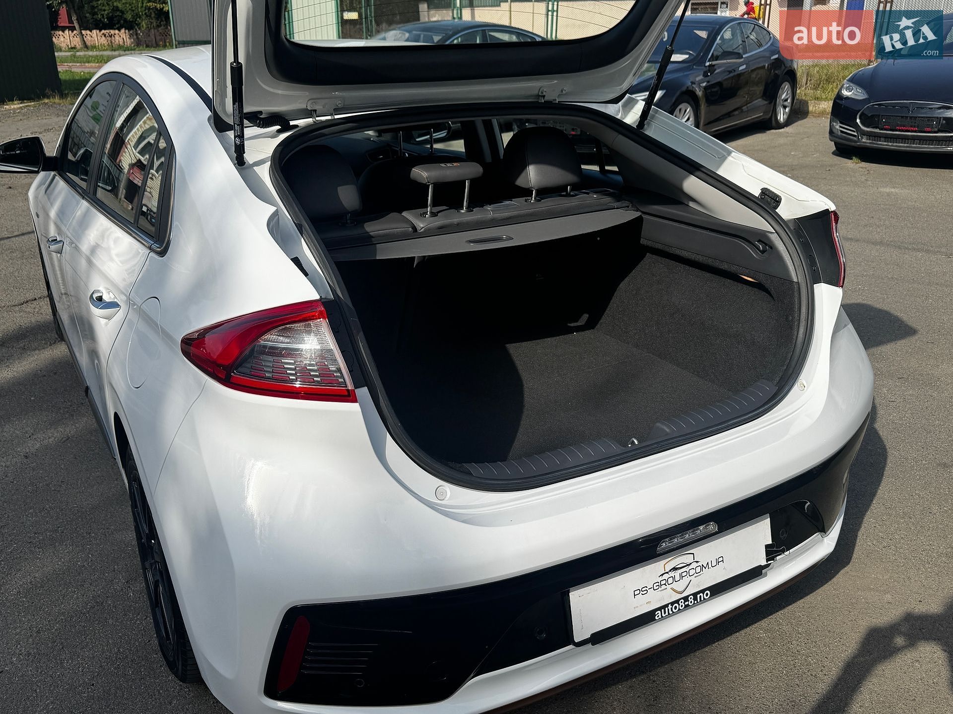 Hyundai Ioniq 2019 VIN KMHC851HFKU039063 фото оголошення 11 з 53