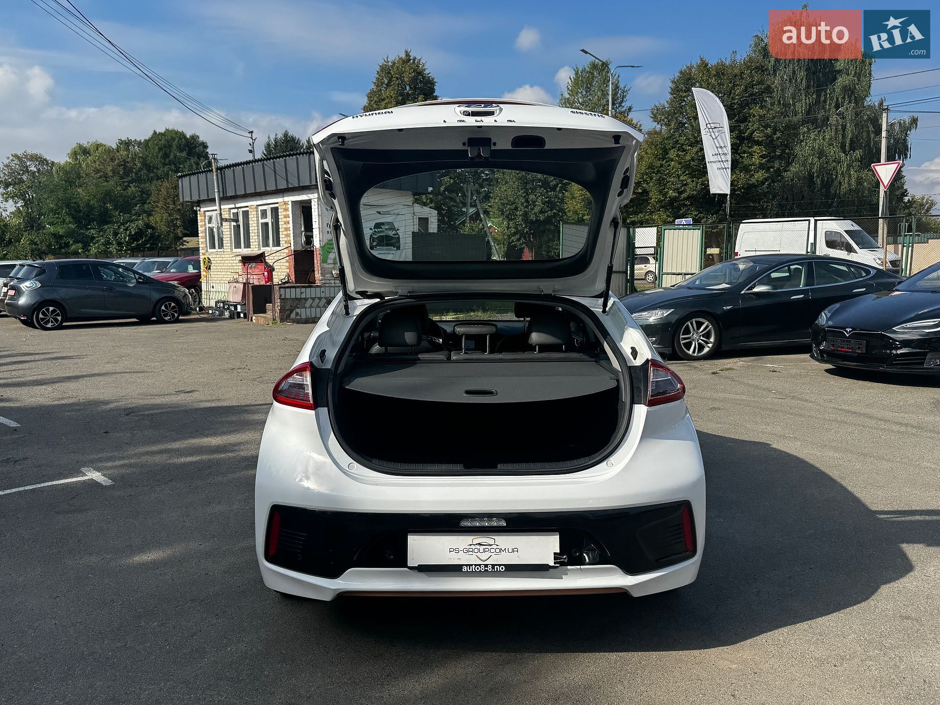 Hyundai Ioniq 2019 VIN KMHC851HFKU039063 фото оголошення 10 з 53