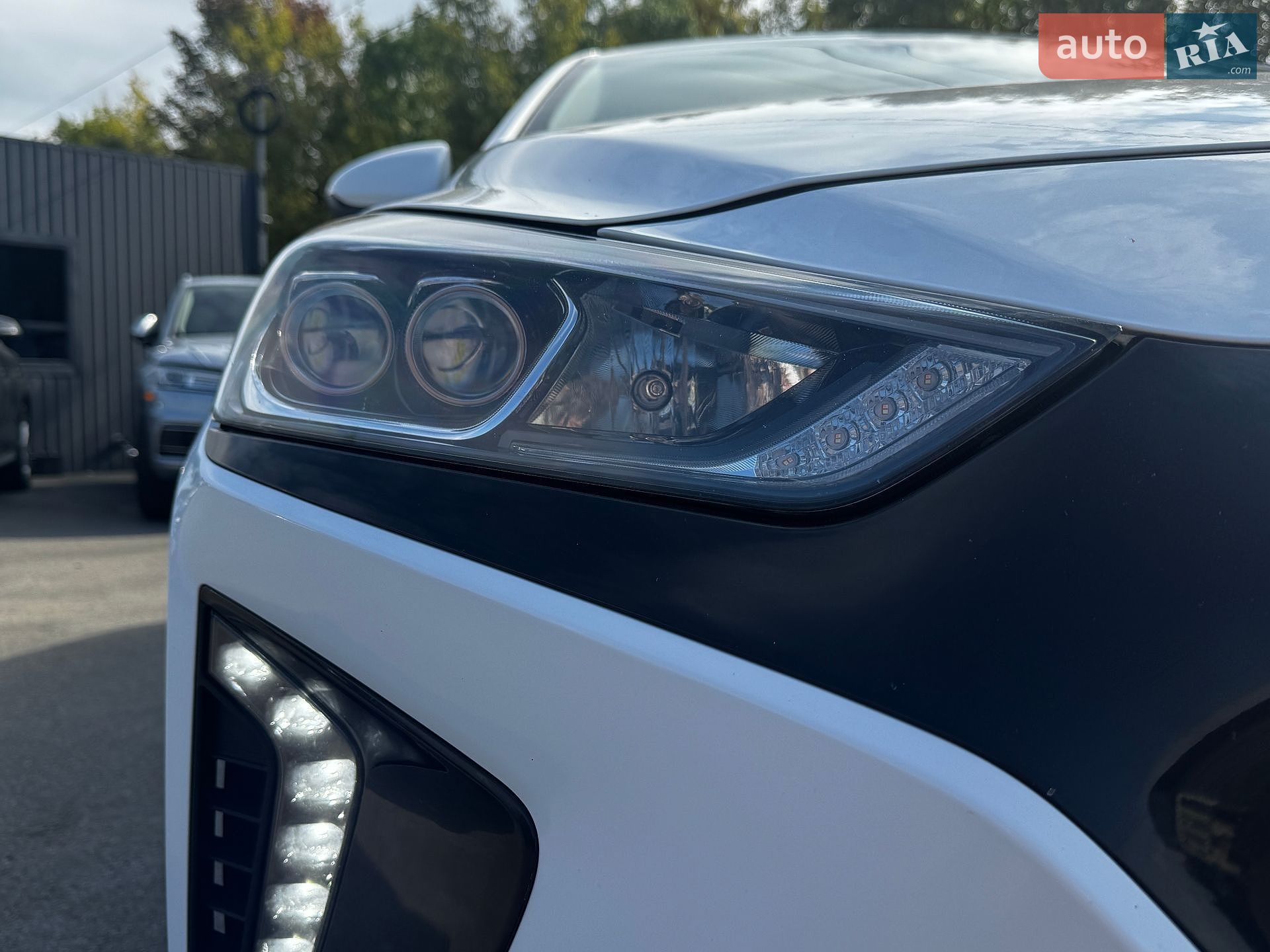 Hyundai Ioniq 2019 VIN KMHC851HFKU039063 фото оголошення 16 з 53