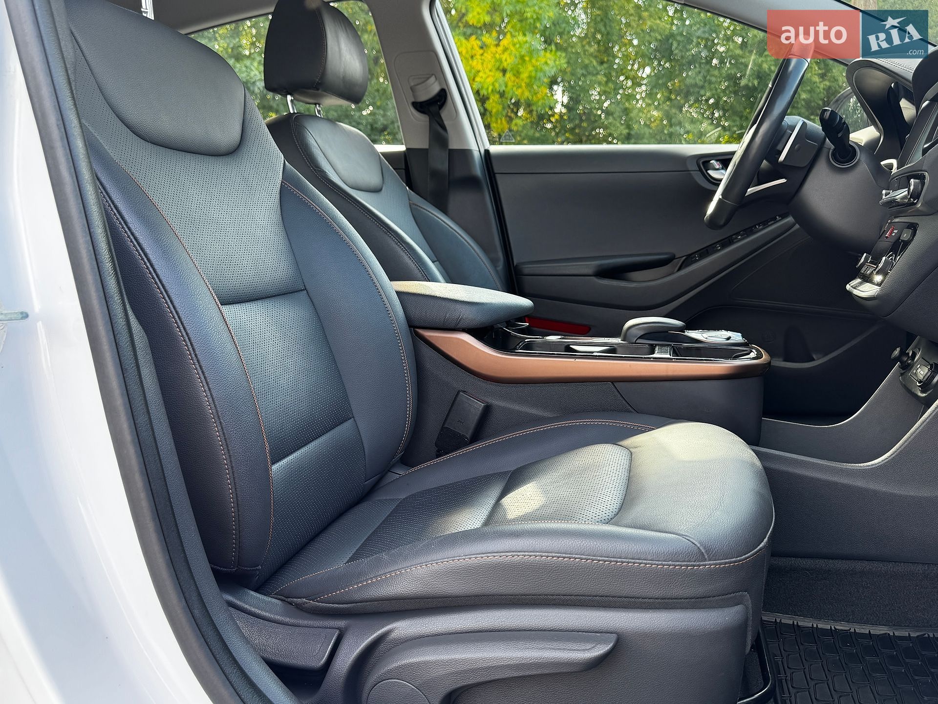 Hyundai Ioniq 2019 VIN KMHC851HFKU039063 фото оголошення 20 з 53