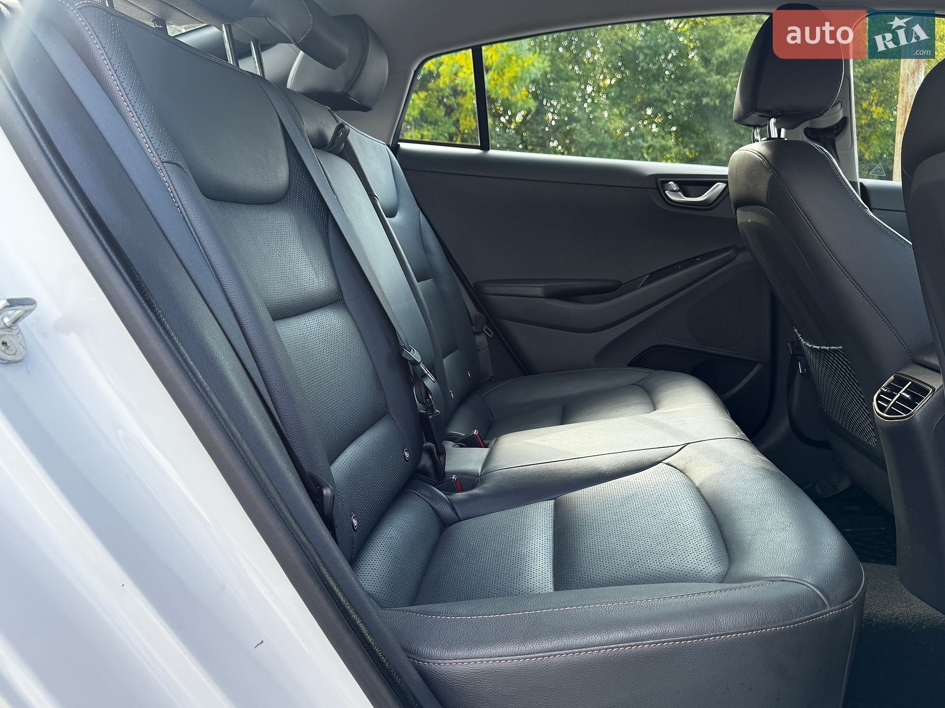 Hyundai Ioniq 2019 VIN KMHC851HFKU039063 фото оголошення 21 з 53