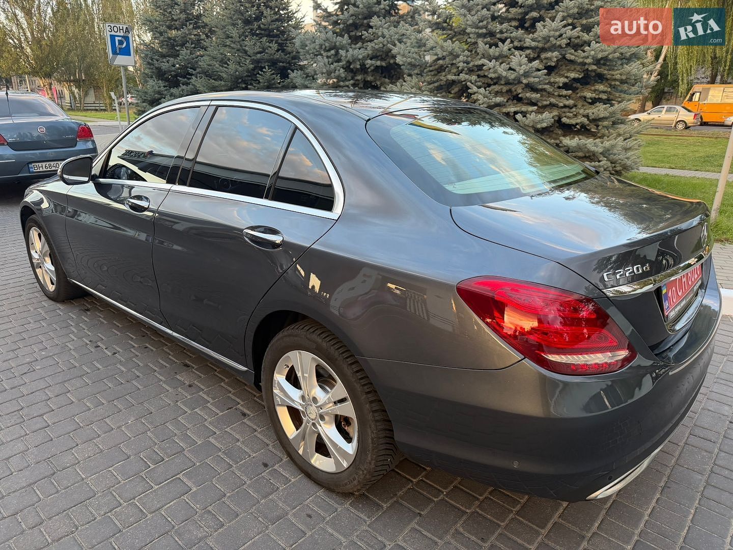 Mercedes-Benz C-Class 2016 VIN WDDWF0FB2GF274914 фото оголошення 6 з 114