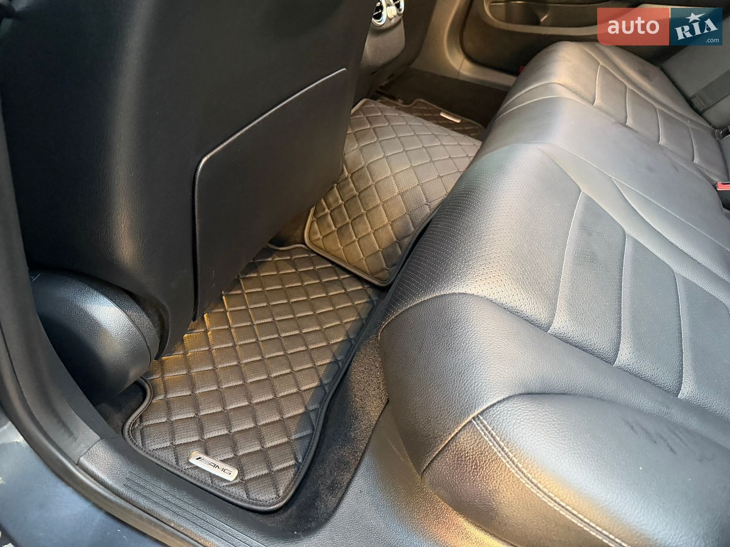Mercedes-Benz C-Class 2016 VIN WDDWF0FB2GF274914 фото оголошення 50 з 114