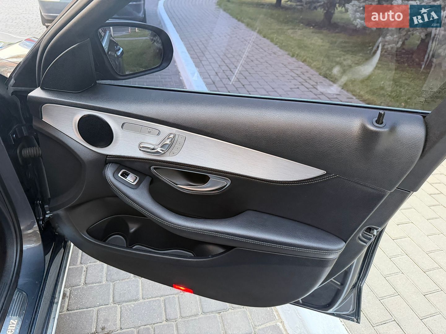 Mercedes-Benz C-Class 2016 VIN WDDWF0FB2GF274914 фото оголошення 71 з 114