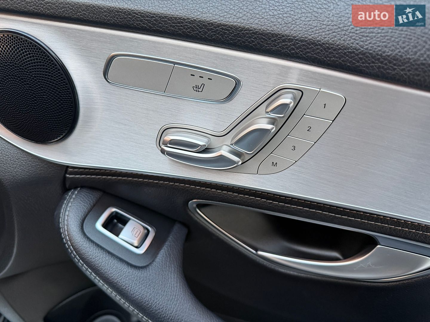 Mercedes-Benz C-Class 2016 VIN WDDWF0FB2GF274914 фото оголошення 72 з 114