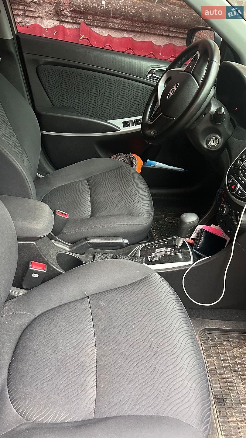 Hyundai Accent 2011 VIN Z94CU41DBBR067027 фото оголошення 5 з 12